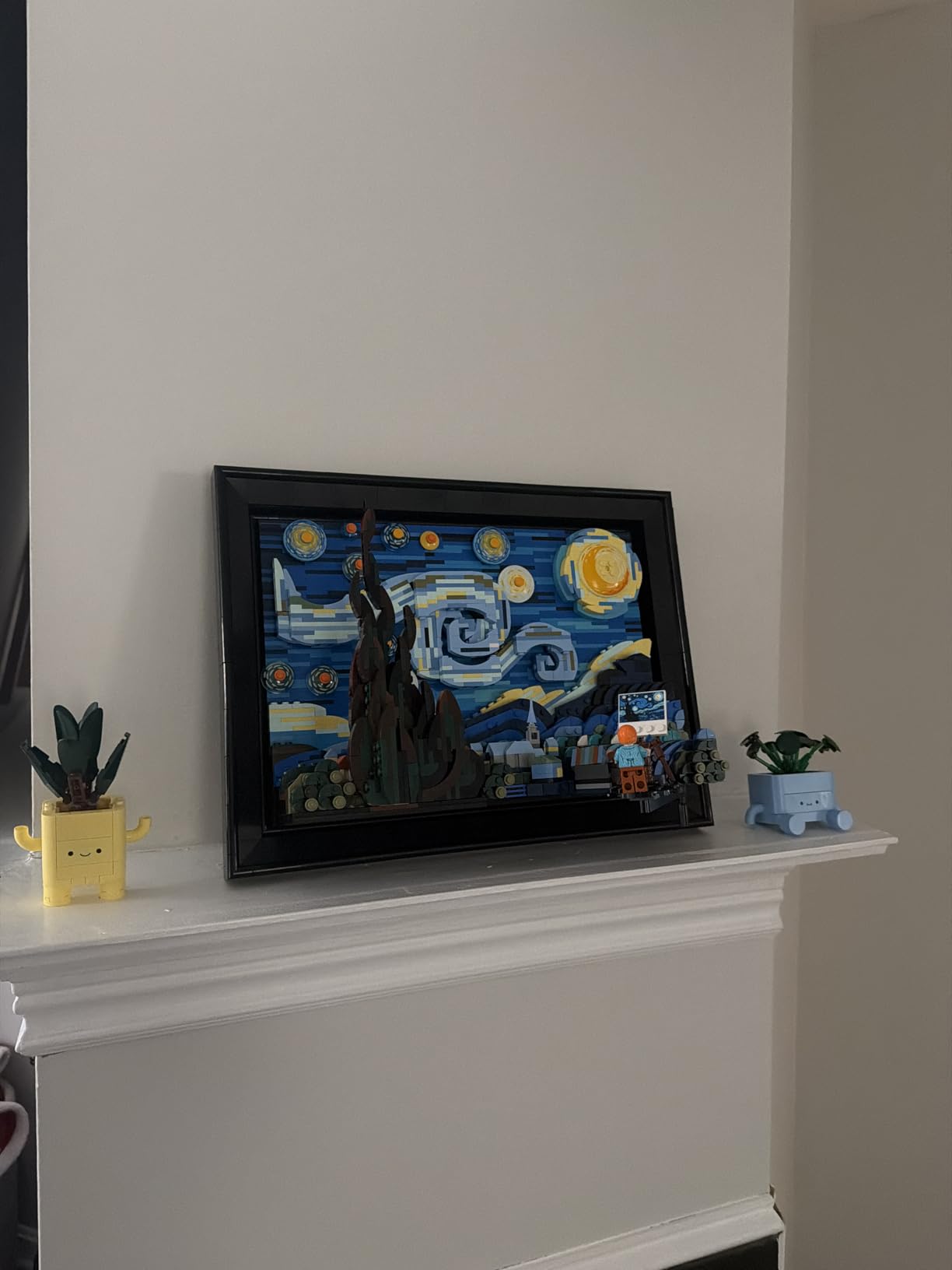 LEGO Ideas Vincent Van Gogh The Starry Night - Building Set for Adults, Ages 18+ - Beautifully Detailed Home Wall Art Decor - Gift for Men & Women - 21333 customer photo 1