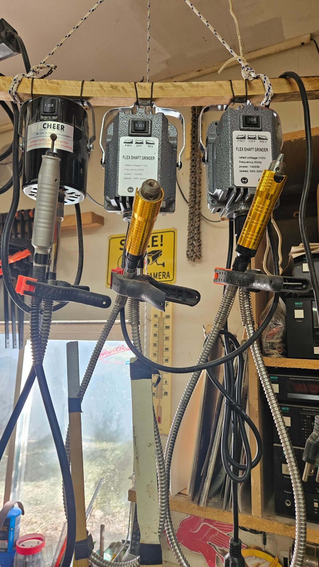 1000W 30000RPM Electric Flex Shaft Rotary Tool Foot Pedal Control Flex Shaft Hanging Grinder Carver Can Forward-Reverse Rotation, Multi-function Kit with Accessories for Carve-Buffing Diy Craft work customer photo 1