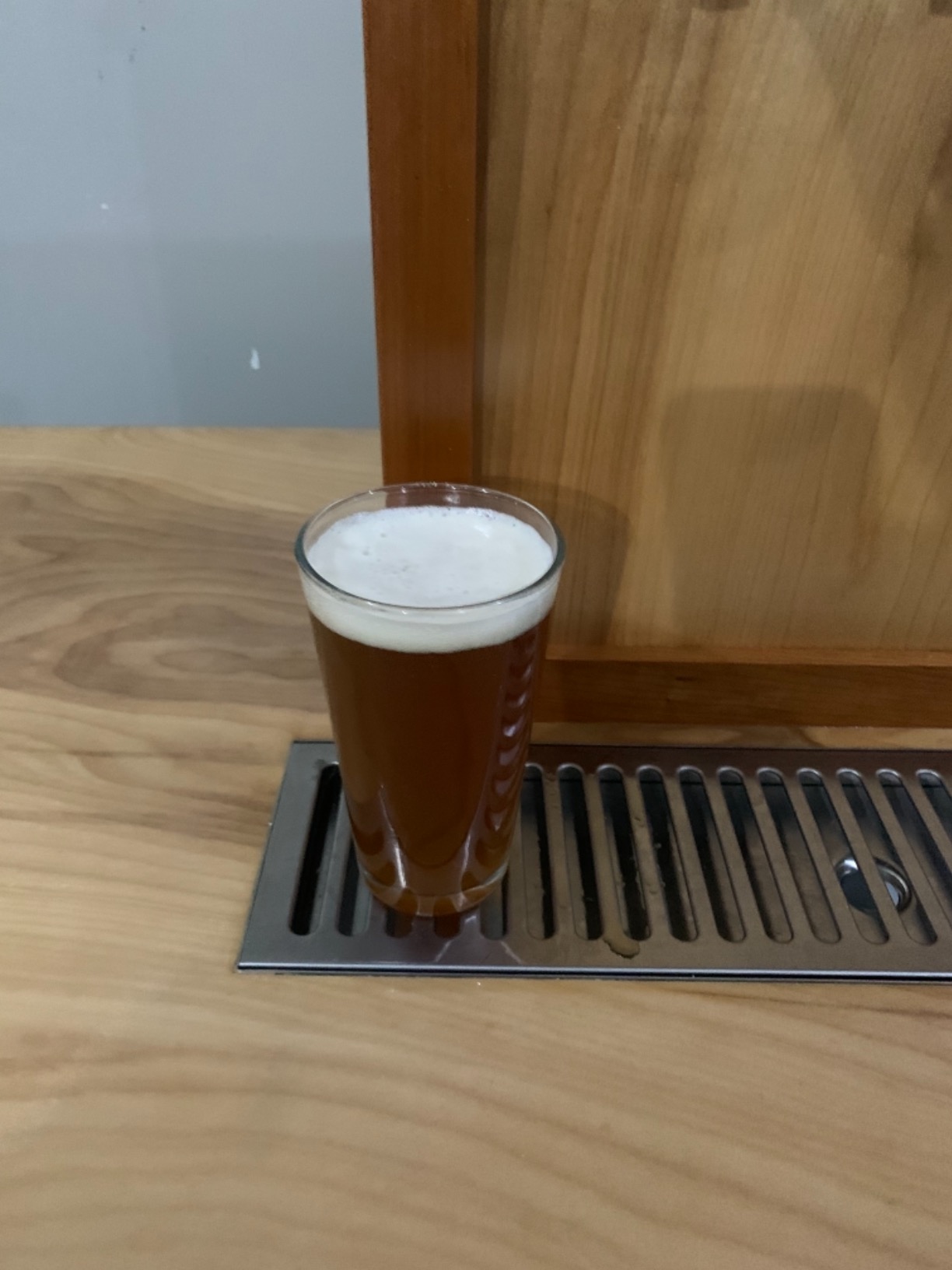 Mrbrew Malt Mill Homebrew Grain Crusher Manual Metal Grain Mill Stainless Steel Grinder Mill with Adjustable 2 Bearing Roller & Crank Handle, Fit Low Speed Electric Drill for Wheat Barley Beer Brewing customer photo 2