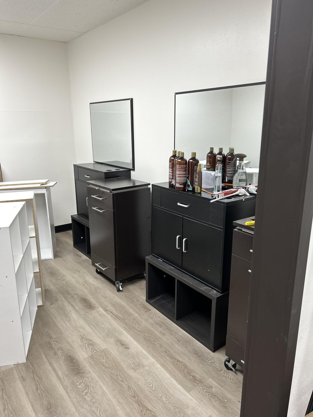 Artist hand Wall Mount Salon Station Styling Station Barber Beauty Spa Salon Equipment(Black) customer photo 1