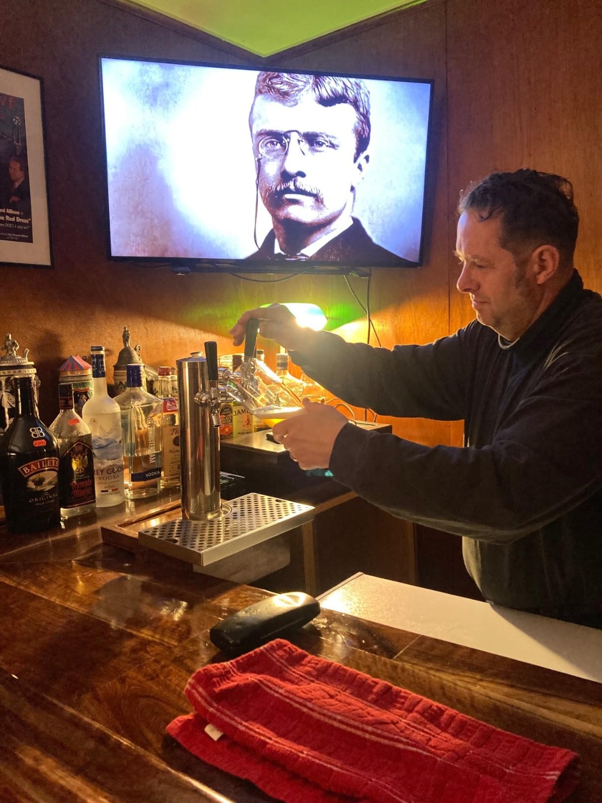 Triple Tap Draft Beer Tower, Stainless Steel 3