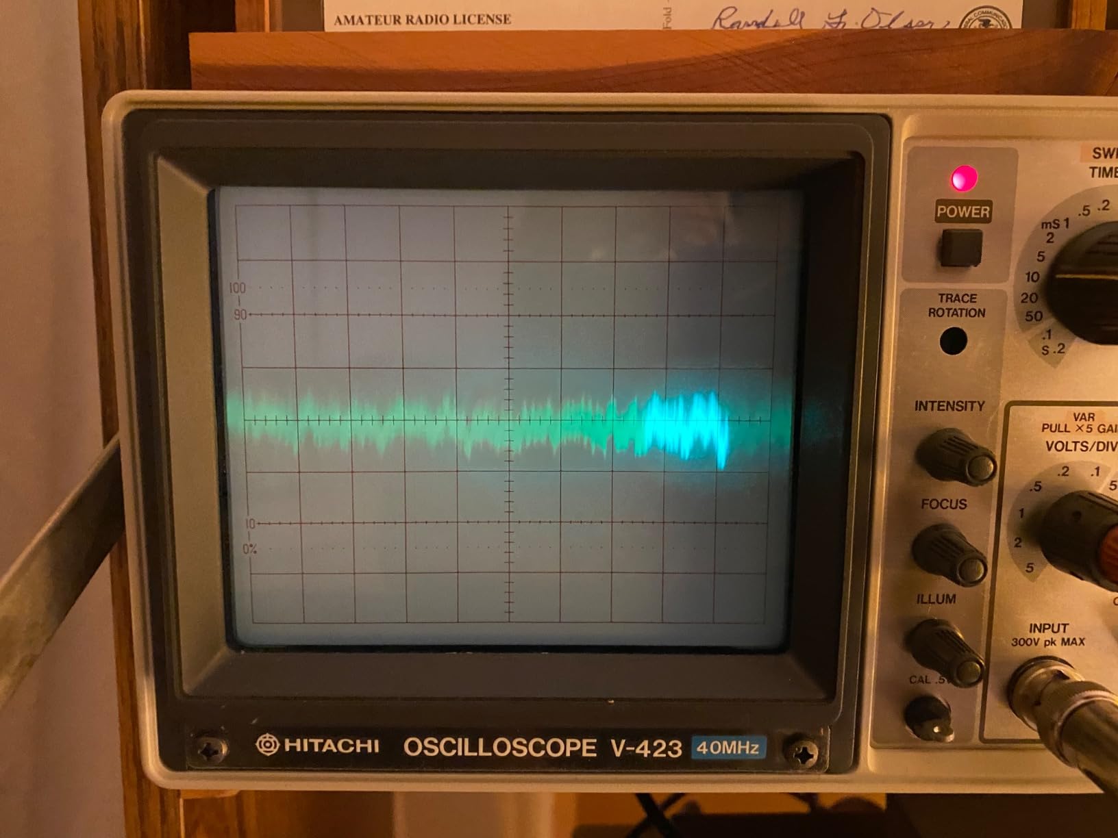 Universal Compact Ham Radio Power Supply 30A DC 13.8V Fixed Output customer photo 2
