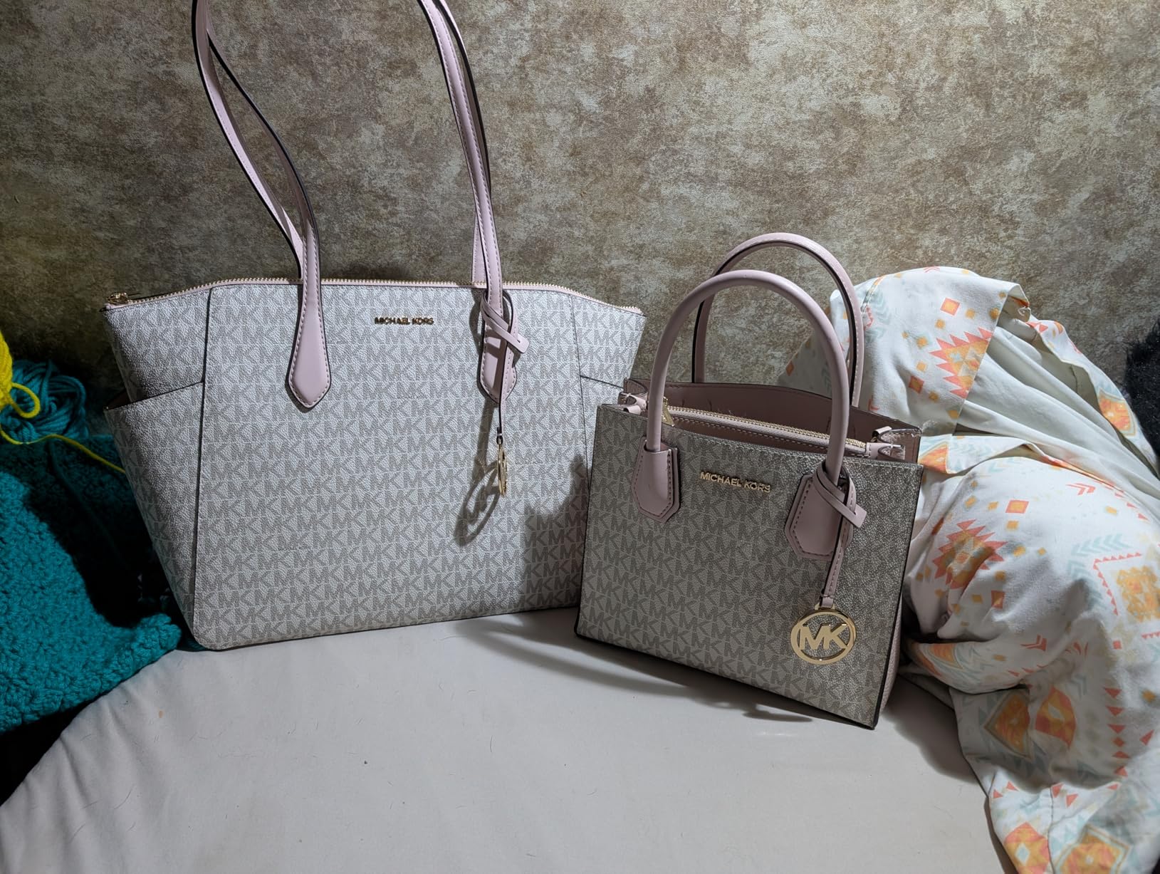 Michael Kors womens Marilyn Medium Top Zip Tote customer photo 1