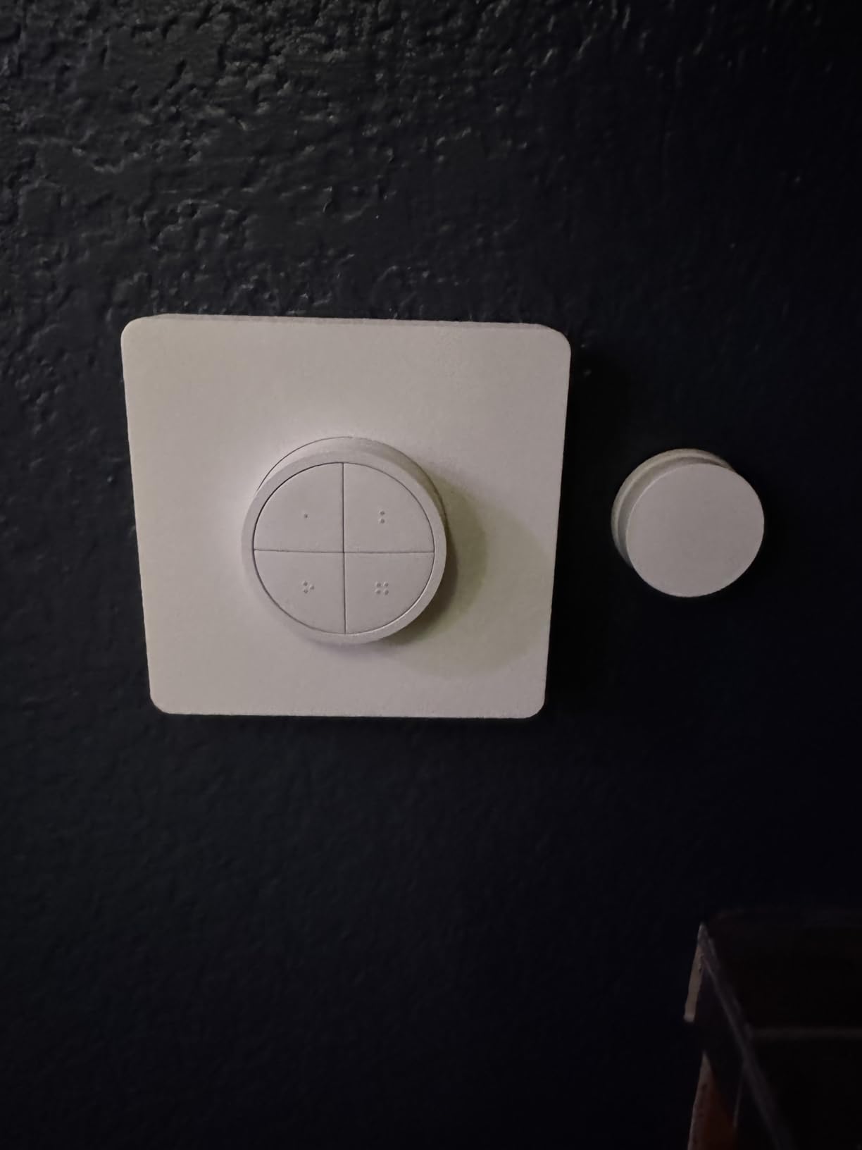 Philips Hue Wall Tap Dial Light Switch, Portable, White - 1 Pack - Requires Lights and Bridge - Smart Home - Easy, No-Wire Installation customer photo 2
