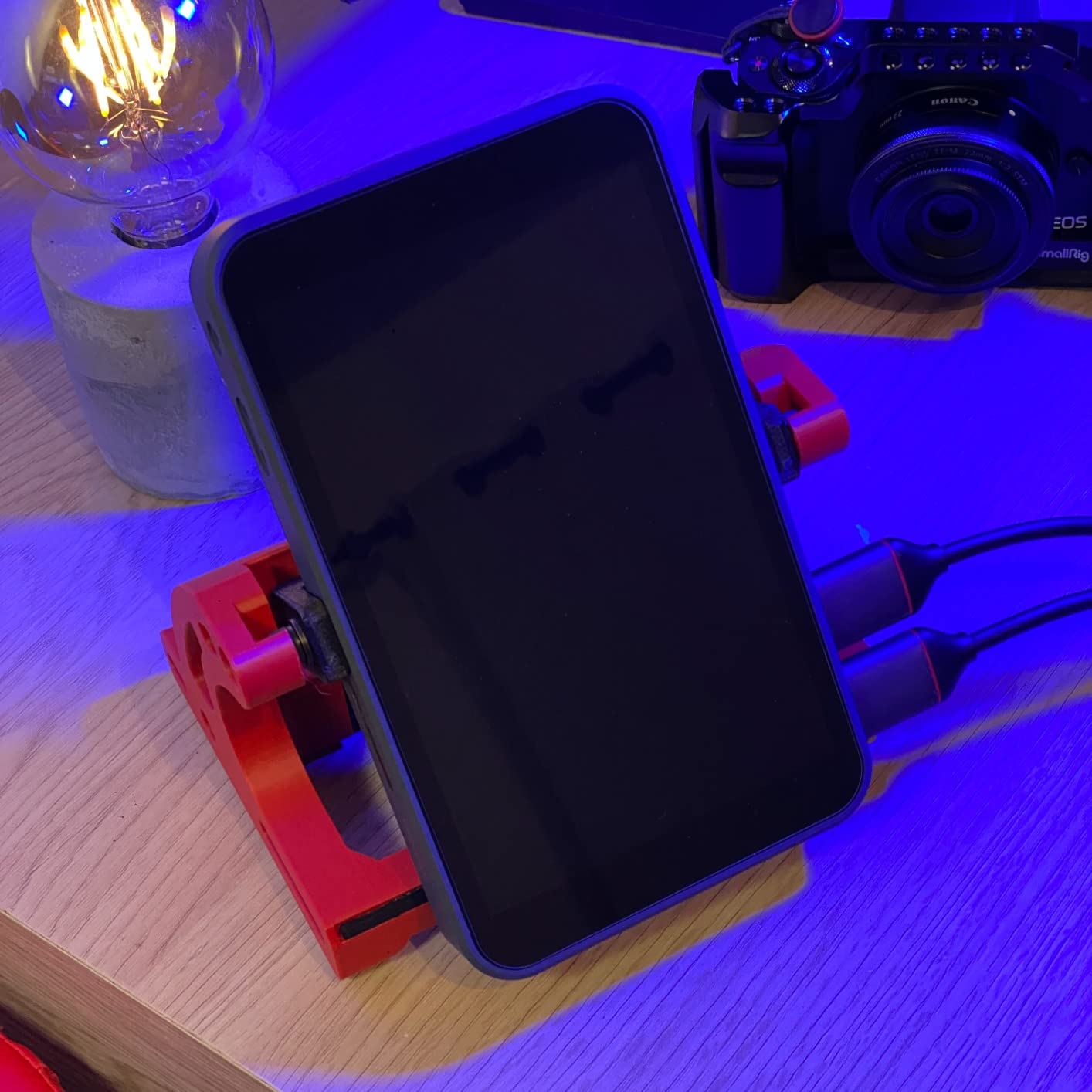 YoloLiv Instream, Vertical Live Video Streaming Equipment Switcher, Encoder, Recorder, Monitor for Instagram, Tiktok customer photo 1
