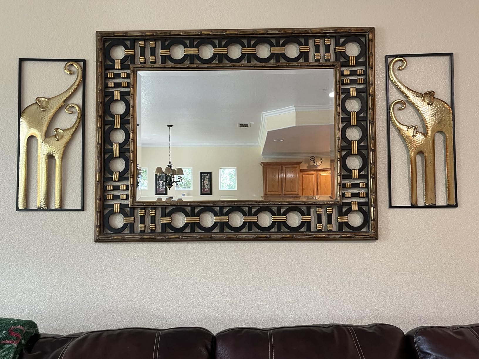 HKaikzo Gold Metal Wall Decor Set of 2, Leaf Wall Hanging Home Decor with Frame, Modern Wall Art Decor Wall Sculptures for Living Room, Bedroom, Office, Hotel, Large 24