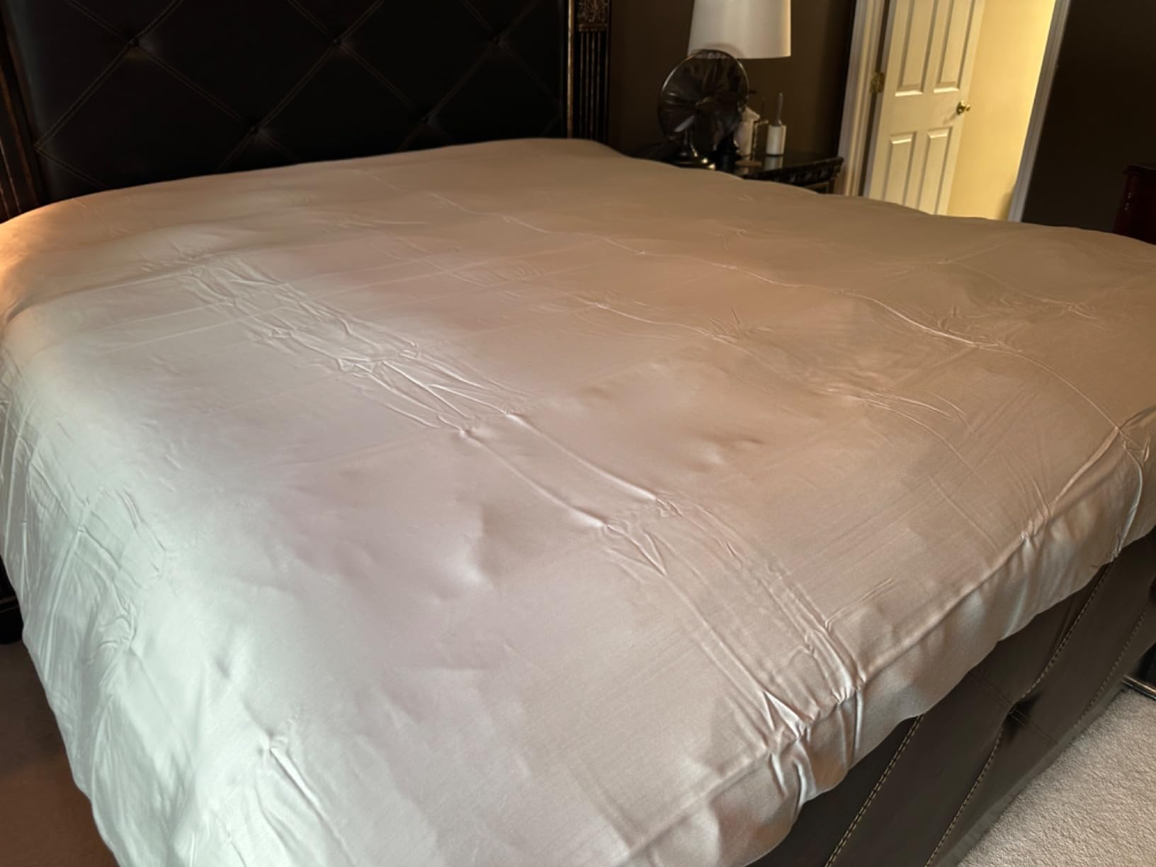 Boll & Branch Down Duvet Insert - King/Cal King, Midweight - Luxury Shell - Cruelty-Free U.S. Down Bedding - Bafflebox, Maintains Loft customer photo 2