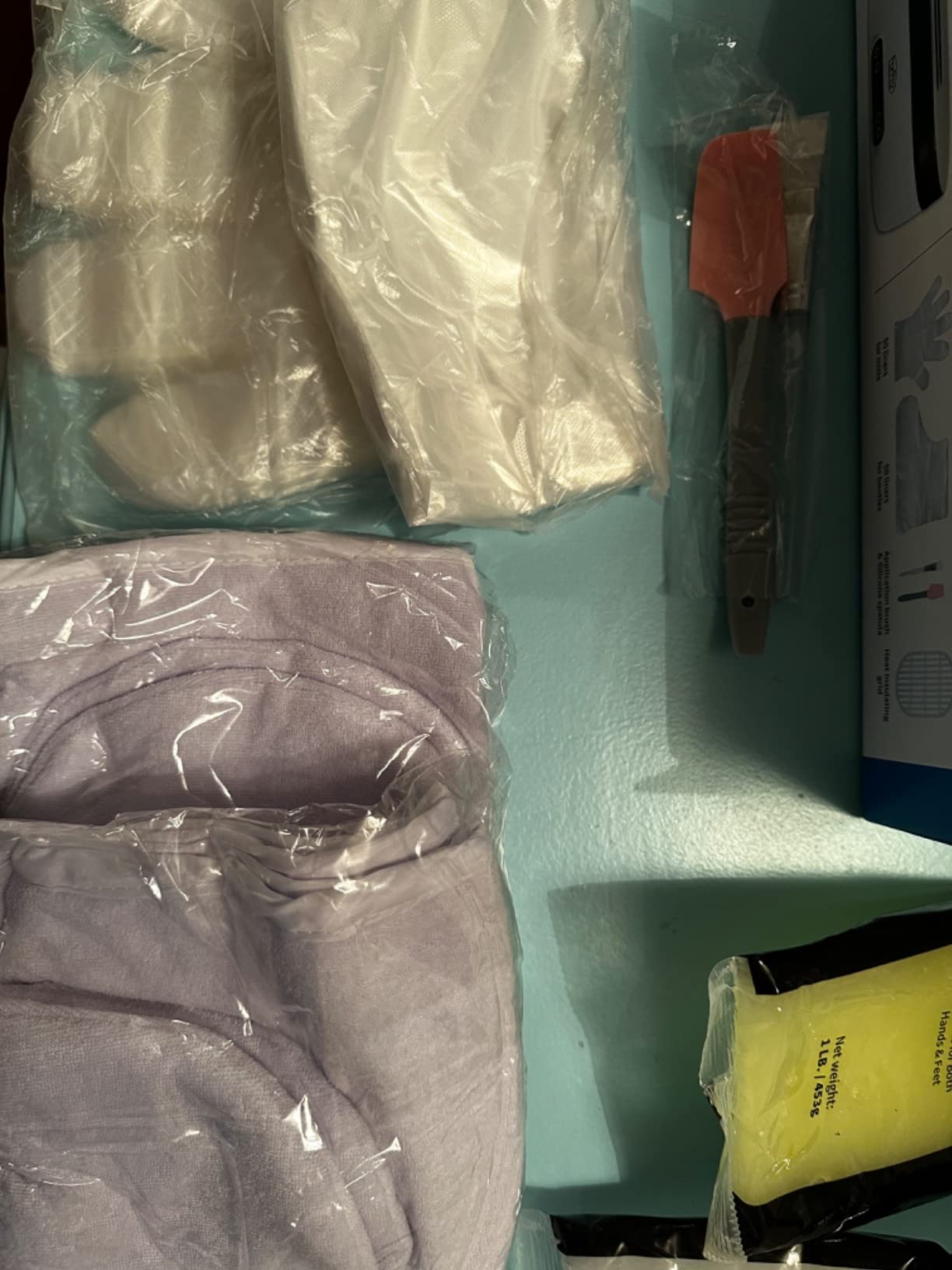 ForPro Nurture Digital Paraffin Bath Kit, All-In-One Paraffin Wax Kit for Hands and Feet, Includes 3 Lb. Paraffin Wax, Thermal Mitts & Booties, 100 Liners and Accessories customer photo 1