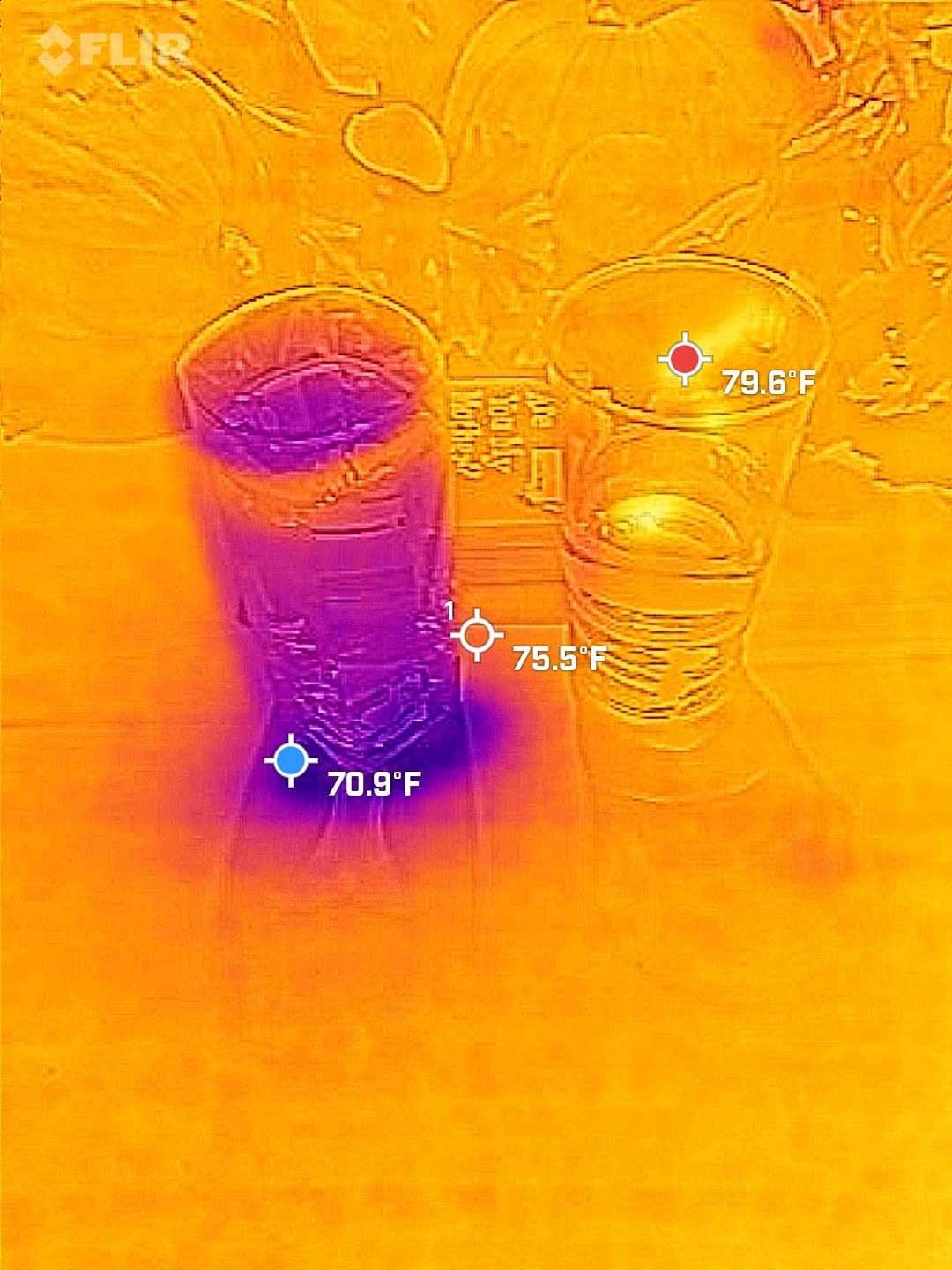 Flir Edge Pro - Wireless Bluetooth Thermal Imaging Camera for Smartphones, Compatible with All iOS and Android Devices, 480x360 Super Resolution (160x120 Native IR) customer photo 1