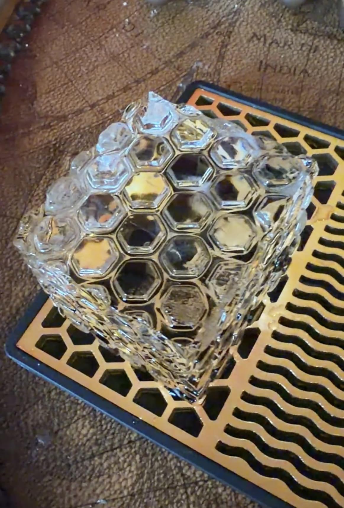 Clear Ice Cube Maker Design Tray - Craft Modern Ice Molds for Bourbon & Cocktails in 5 Seconds - Whiskey Mold Cube Stamp - Bartender Accessories - Copper Ice Press Cocktails by Ash Harbor (Patterns) customer photo 1
