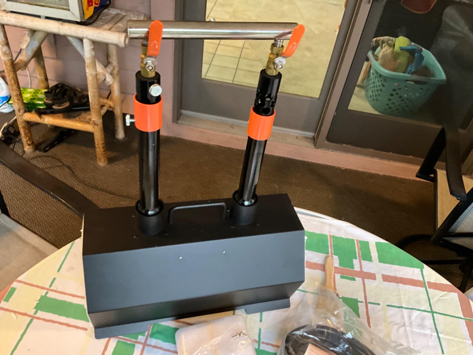 VEVOR Portable 2 Burner Propane Forge, 2600°F Metal and Knife Blacksmithing Forges, Large Capacity Farrier Forging Tools and Equipment, Complete Mini Forge Kit customer photo 1