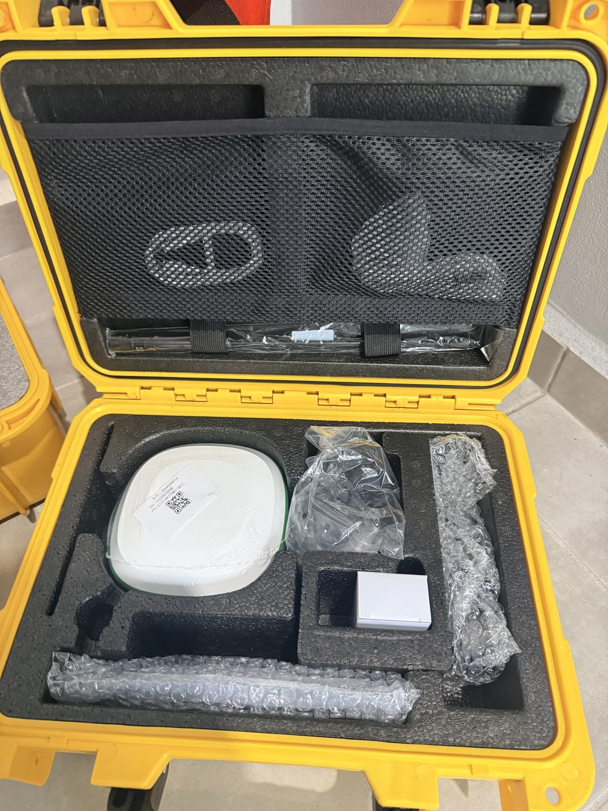 SMA26 Plus GNSS Receivers Base&Rover RTK GPS Land Survey Equipment with Permanent Survey Software, 1cm Accuracy, PPP/NTRIP/UHF Radio/BT Connectivity,IP67 Waterproof, Ideal for Construction and Mapping customer photo 1