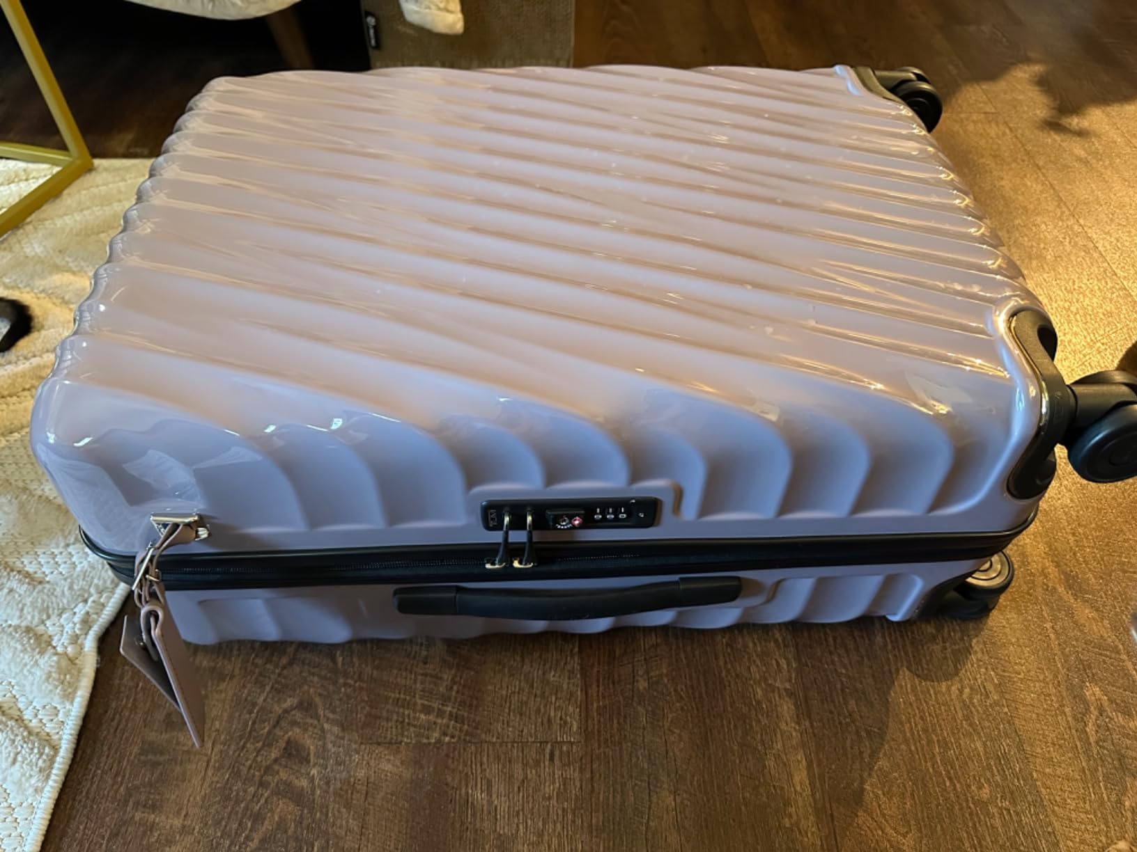 19 Degree Short Trip Expandable 4 Wheel Packing Case - Durable Hard Shell Suitcase - Black customer photo 2