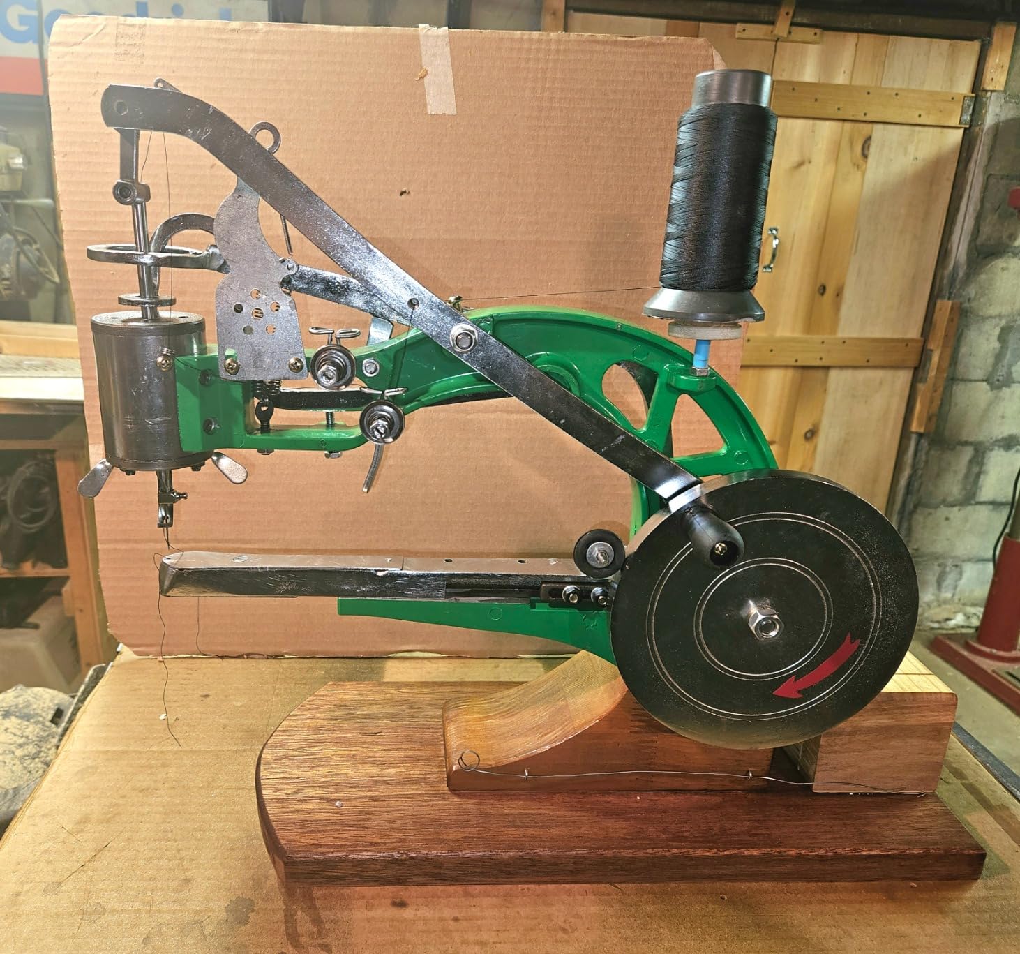 Cobbler Leather Sewing Machine, Manual Leather Shoe Repair Machine, Dual Cotton Nylon Line Sewing Machine with Tripod for Shoes Bags Tents Repairing customer photo 1