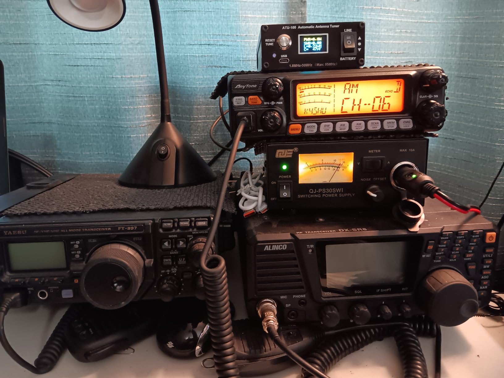 V3.2 ATU-100 EXT Automatic Antenna Tuner for Ham Radio - 1.8-55MHz, Low SWR Tuner, Compact Design, Works with Amateur Radio Equipment, Ideal for POTA/SOTA/DX with 5000mAh Battery customer photo 1