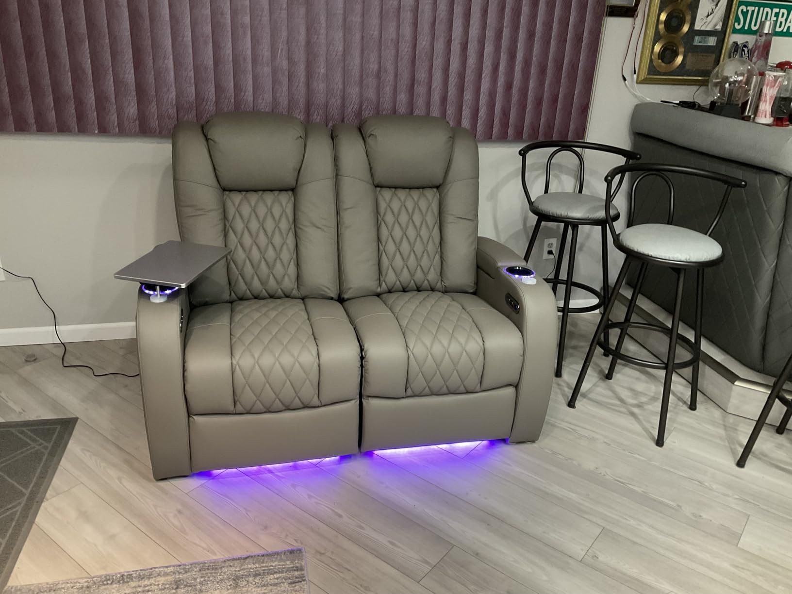 Weilianda Home Theater Seating Top Grain Leather Zero Gravity Recliner Chair Power Headrest Recline Movie Seat Gaming 7 Colors Mood Light Sofa with Tray Table USB Charge Row of 3 Black customer photo 4