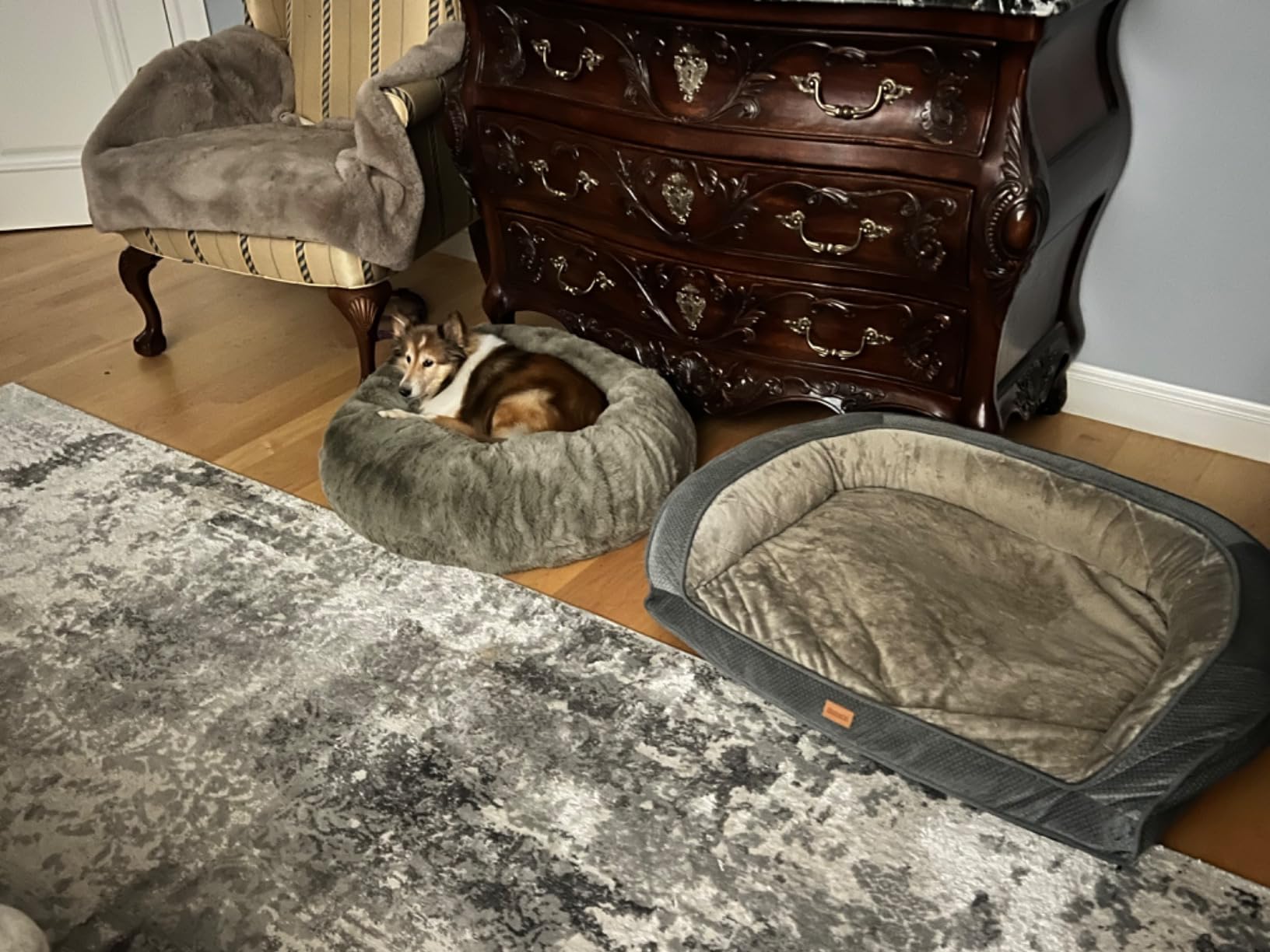 UnHide Floof Pet Bed - XL (40