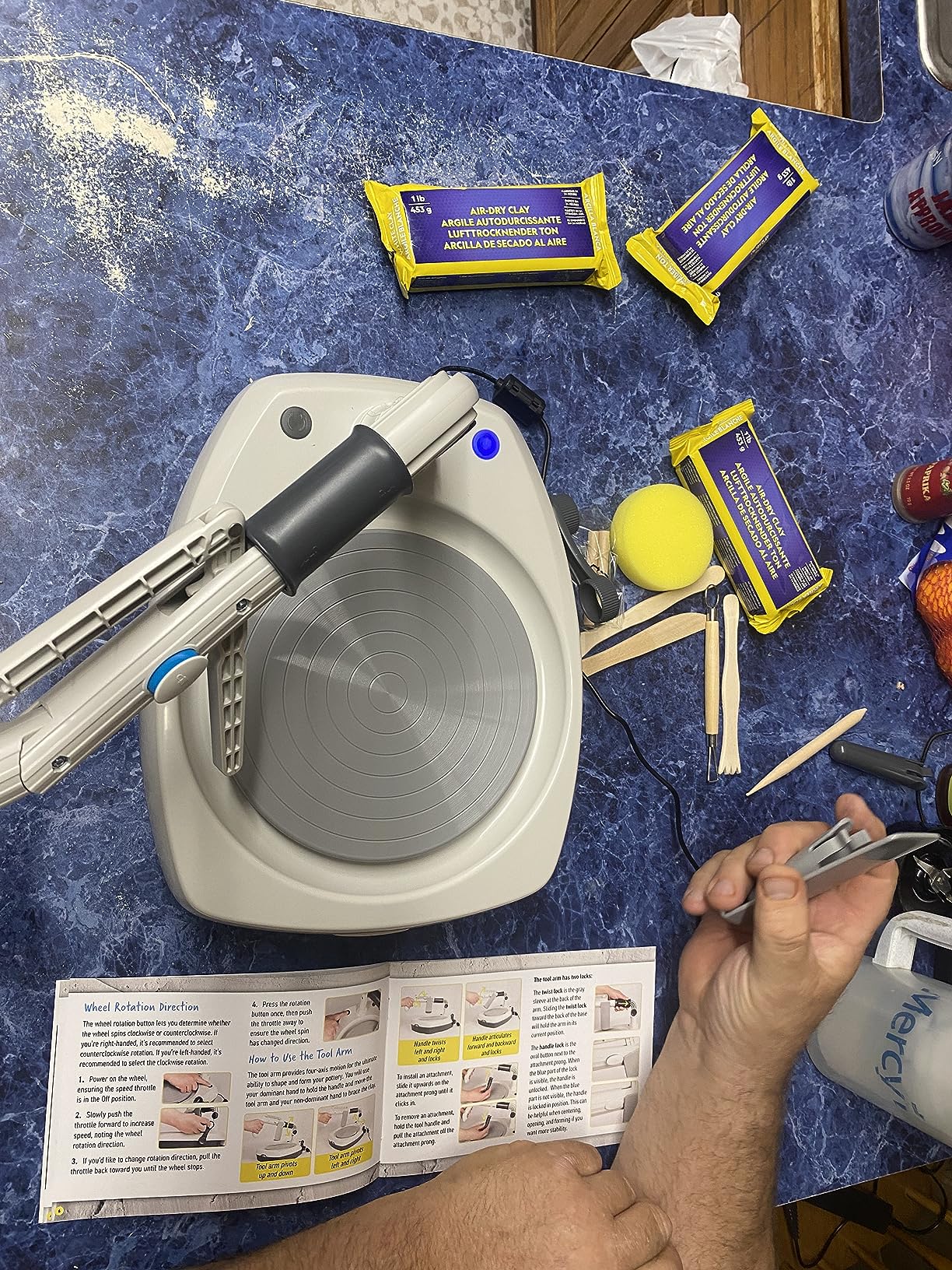 NATIONAL GEOGRAPHIC Hobby Pottery Wheel Kit - 8