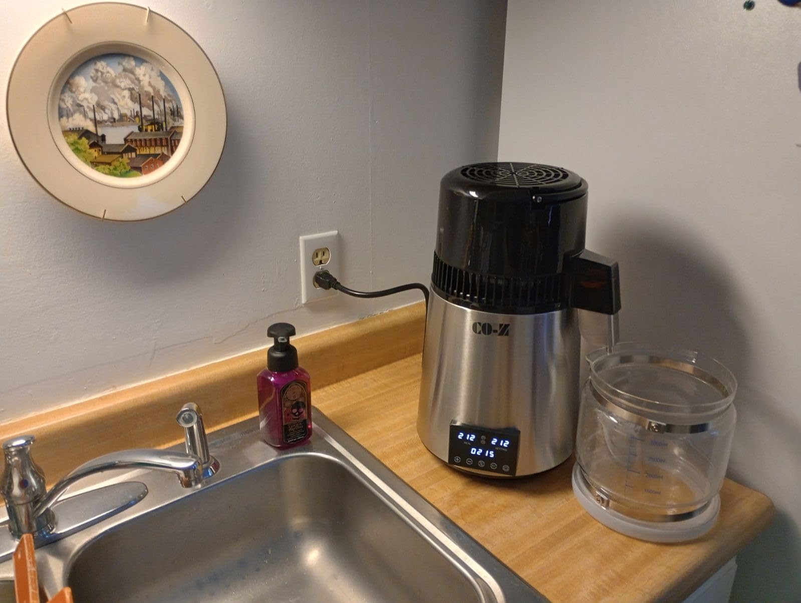 CO-Z 1.1 Gallon Water Distiller, 1750W Countertop Distilled Water Machine with Glass Container Dual Temperature Display Timer, 4L 304 Stainless Steel Distilled Water Maker for Home Office Travel More customer photo 1