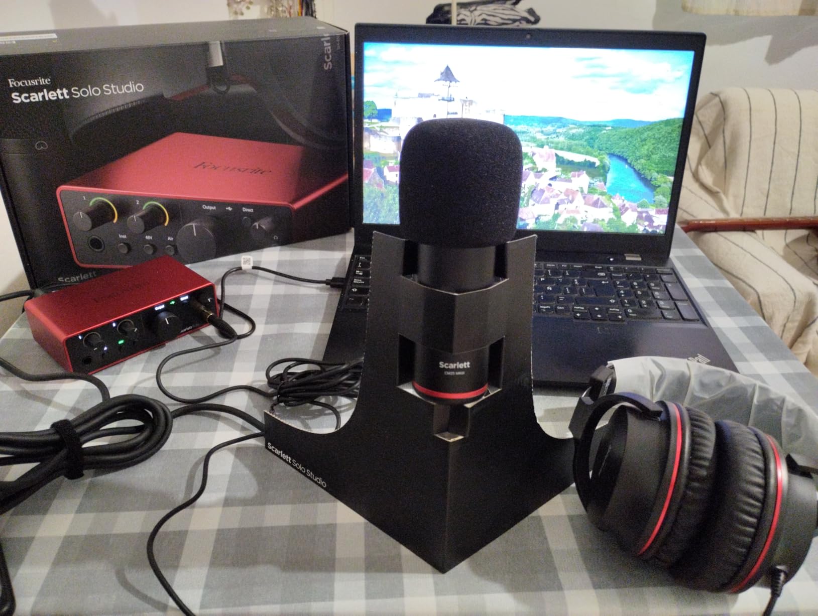 Focusrite Scarlett Solo Studio 4th Gen USB Audio Interface Bundle for the Songwriter, Guitarist or Vocalist with Condenser Microphone and Headphones for Recording, Songwriting, and Podcasting customer photo 2