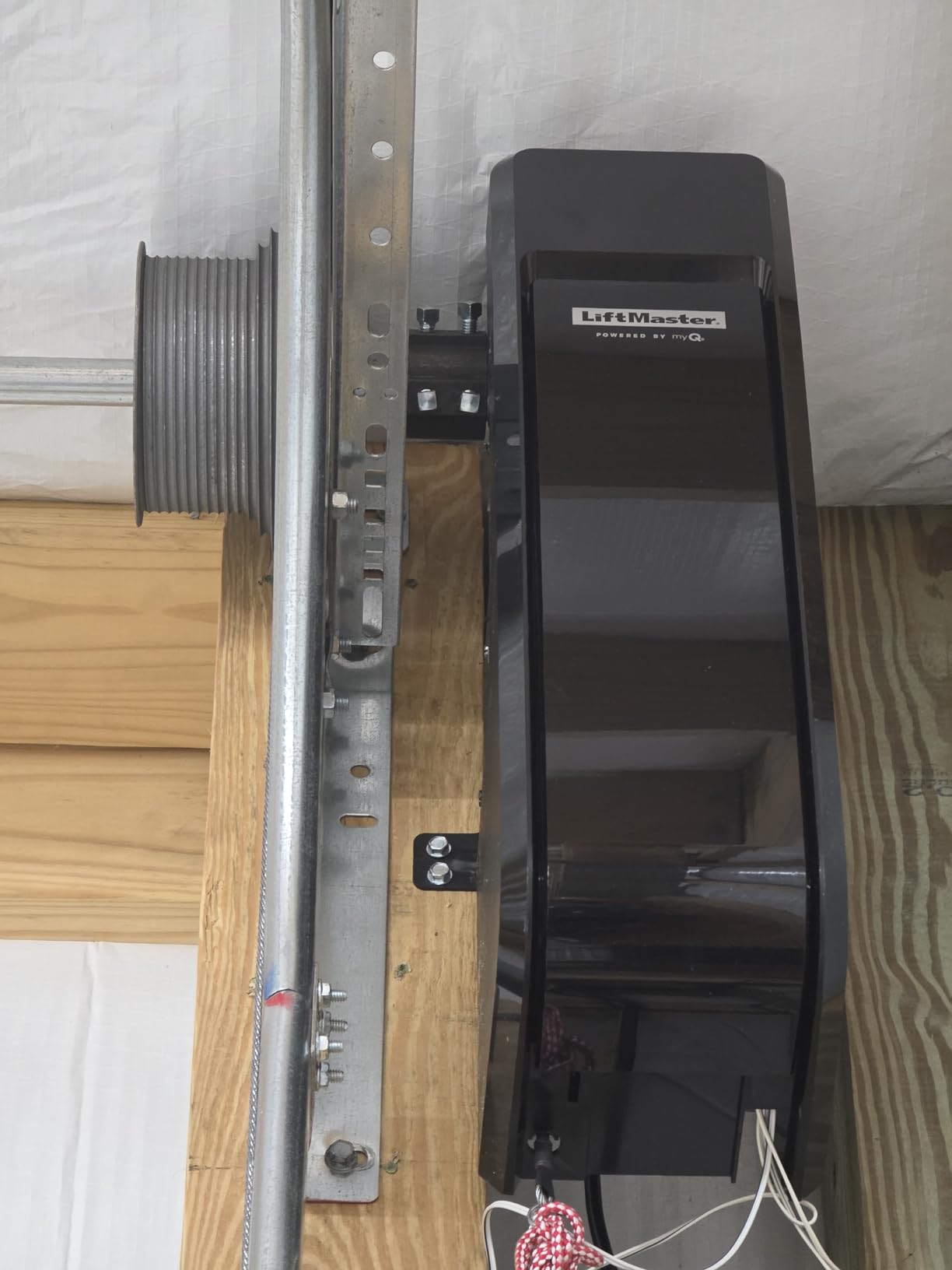 LiftMaster 98022 Premium Series Jackshaft Garage Door Opener with Battery Backup and WiFi customer photo 1