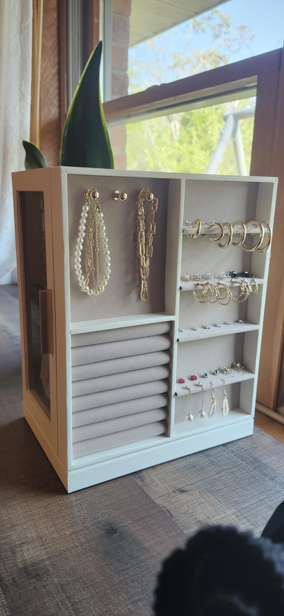 SONGMICS Jewelry Box 360°Rotating, Jewelry Storage Case with 5 Drawers, Jewelry Organizer, Glass Window, Spacious, Vertical Jewelry Storage, Open Design, Great Gift, Graphite Black UJBC170B01 customer photo 2