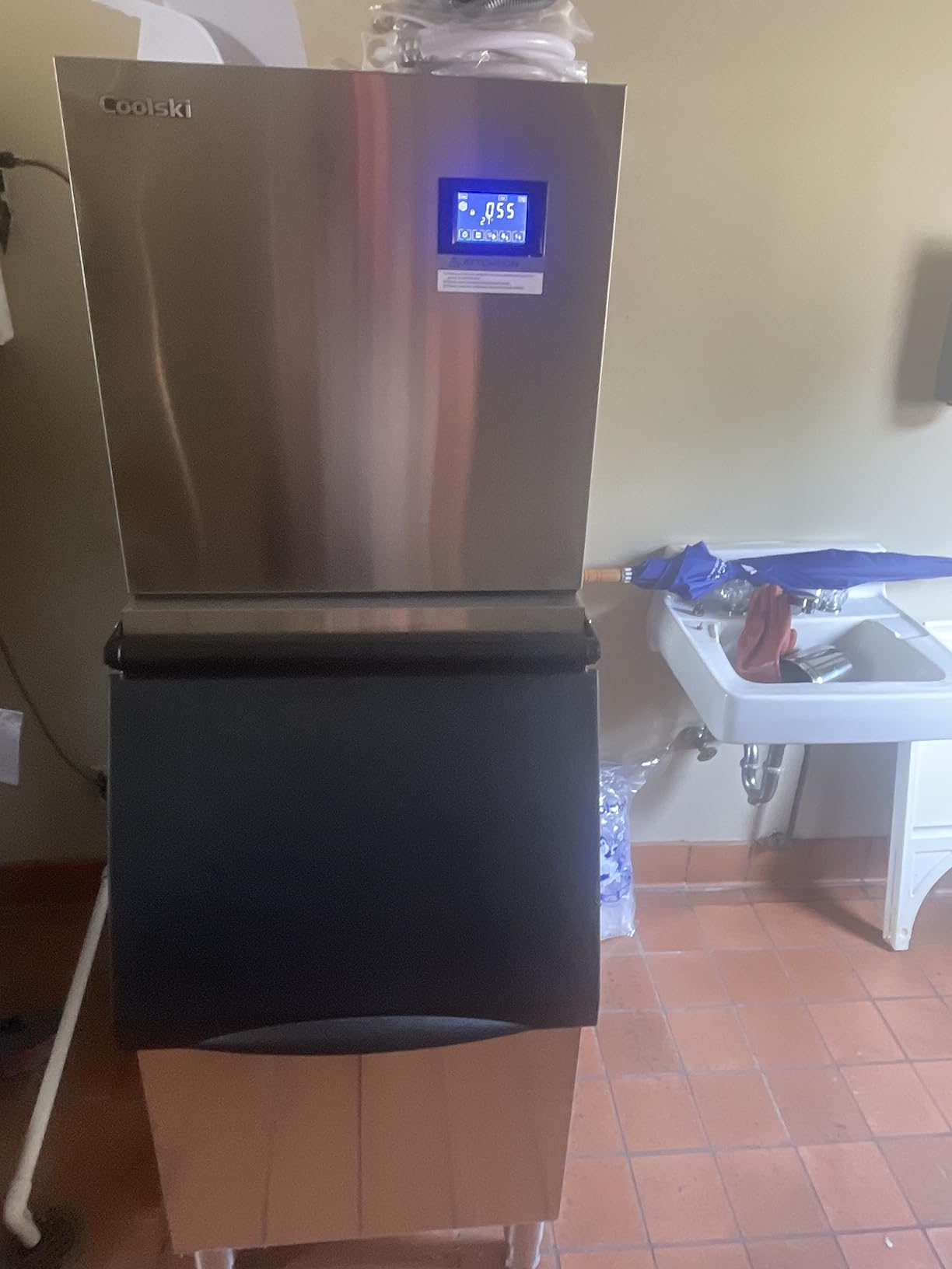 Coolski Commercial Ice Maker Machine 300-350LBS/24H, 22'' Air Cooled Commercial Ice Machine with Ice Bin, Modular Ice Machine for Restaurants Clear Ice Cubes/Stainless Steel Construction/ETL Approved customer photo 2
