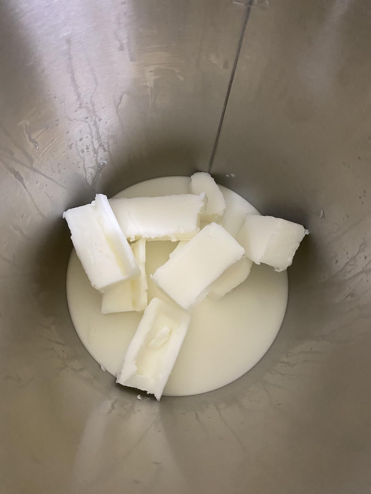 TOAUTO 20Lbs Digital Wax Melter for Candle Making Commercial Electric Wax Melting Pot with Accurate Temperature Control Panel Fast Pouring Spout Easy Clean 1100W 120V customer photo 2