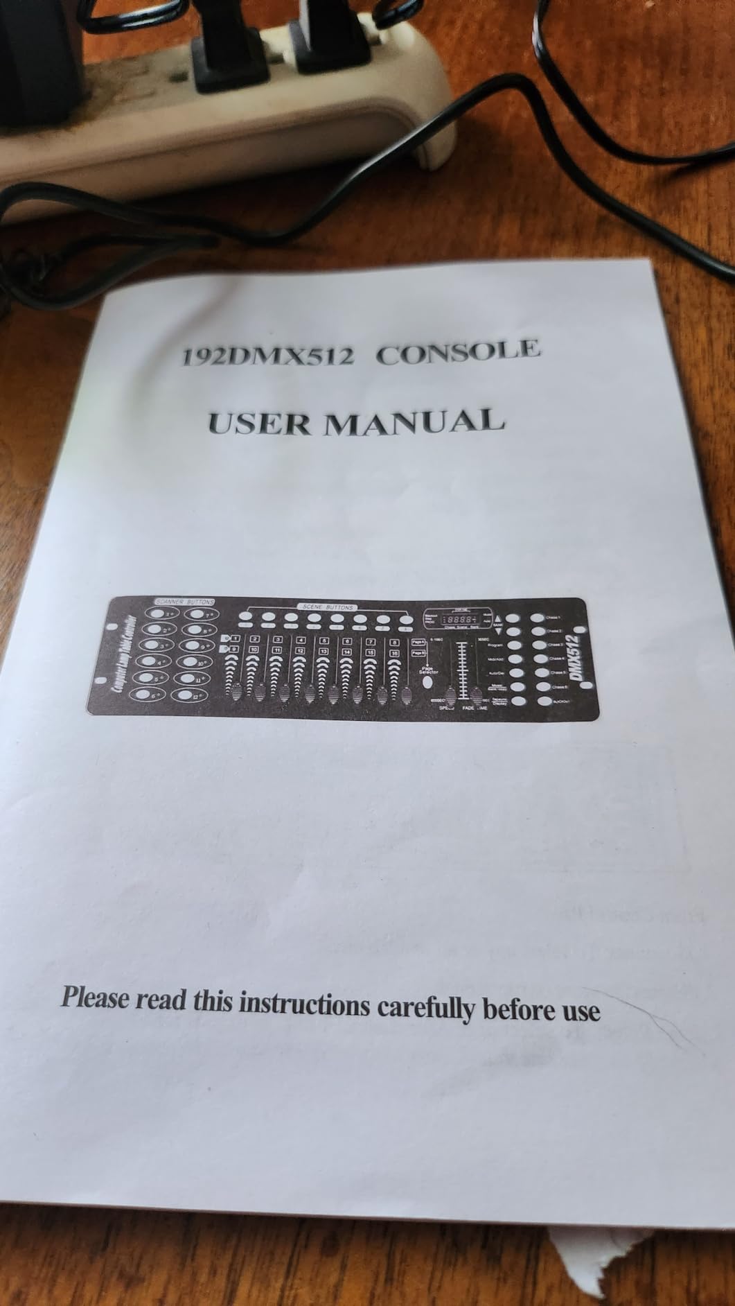 DMX Controller, 192 Channel DMX 512 Light Controller DMX Console Stage Light Controller Panel Use for Editing Program of Stage Lighting Runing for DJ, Shows, Party, Christmas and Halloween customer photo 2