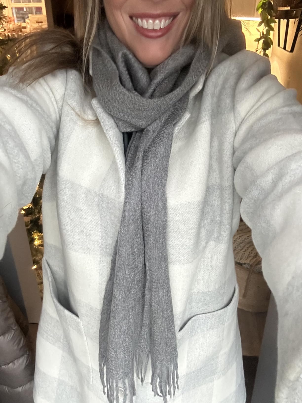 Villand Pure 100% Cashmere Scarf with Fringed Edges, Ultra Soft Large Cashmere Shawl Wrap for Women and Men customer photo 1