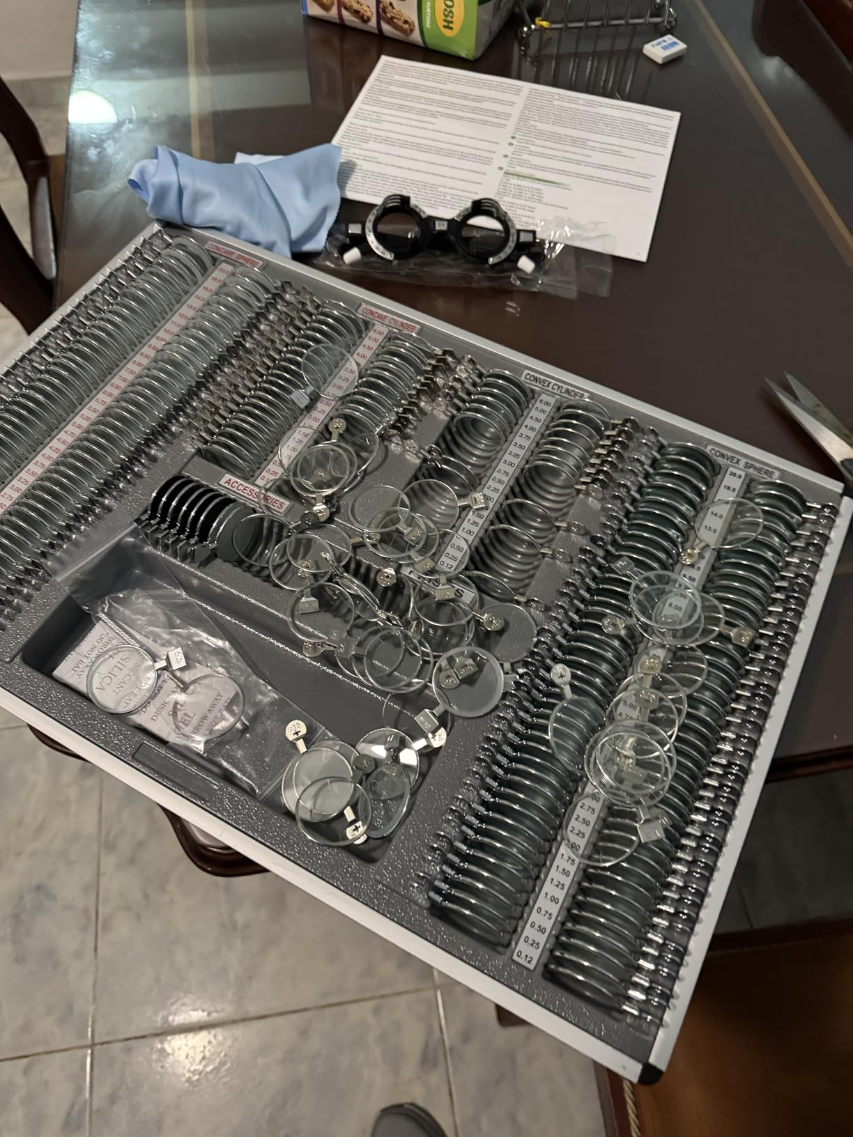 Trial Lens Set Optical 266 Pieces Trial Lens Set Metal Rim Aluminium Case Adjustable Eye Testing Trial Frame Rings Glasses customer photo 1