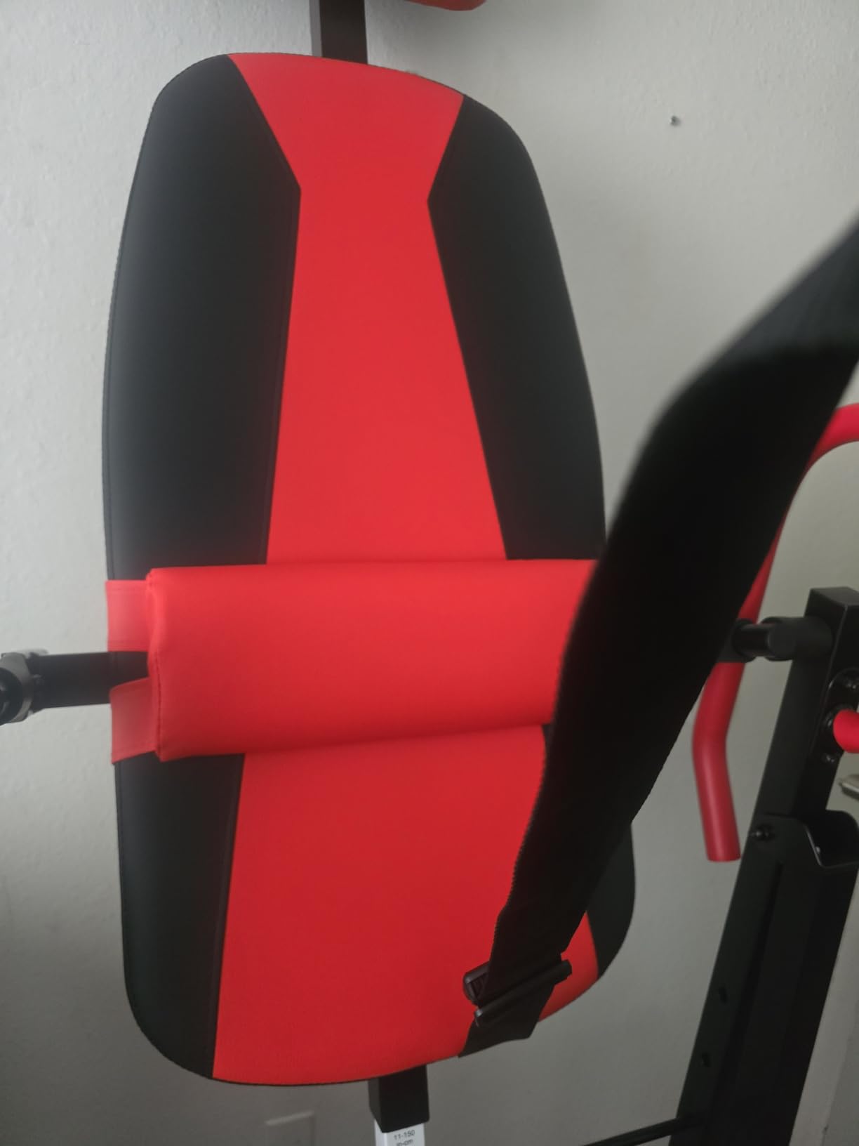 YOLEO Gravity Inversion Table for Back Pain Relief 2026 New Inversion Table w/Lumbar Support Easy to Assemble Back Stretcher Machine 300 lbs customer photo 1