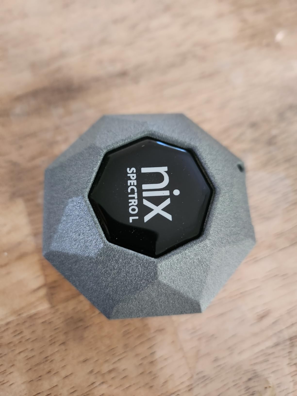 Nix Spectro L Spectrophotometer and Densitometer - Professional Color Matching Technology, Compatibility with 200,000+ Paints, Spectral Data and Delta-E Functionality for Accurate Results customer photo 1