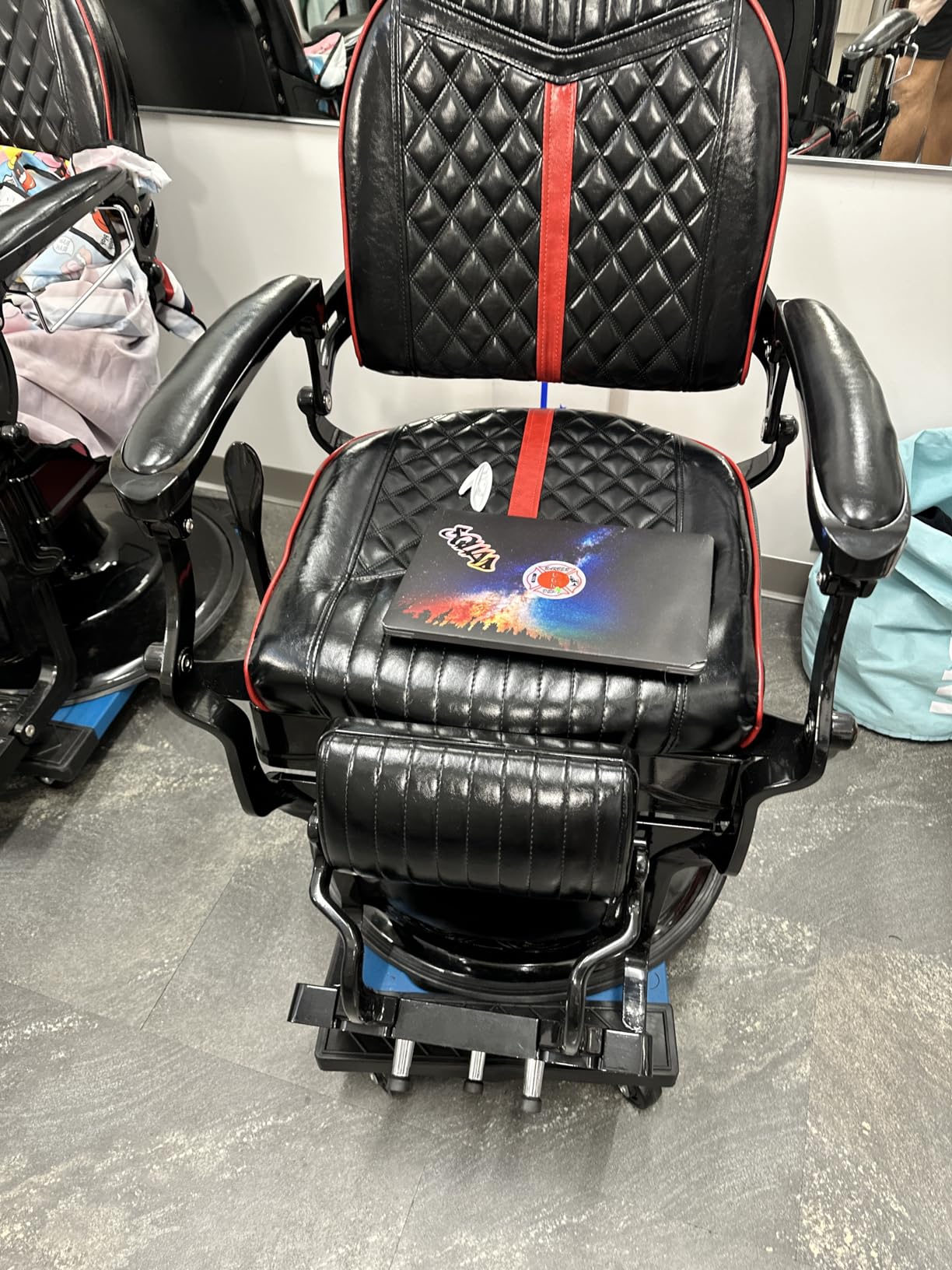 BarberPub Heavy Duty Metal Vintage Barber Chair All Purpose Professional Hydraulic Reclining Salon Beauty Spa Chair customer photo 2
