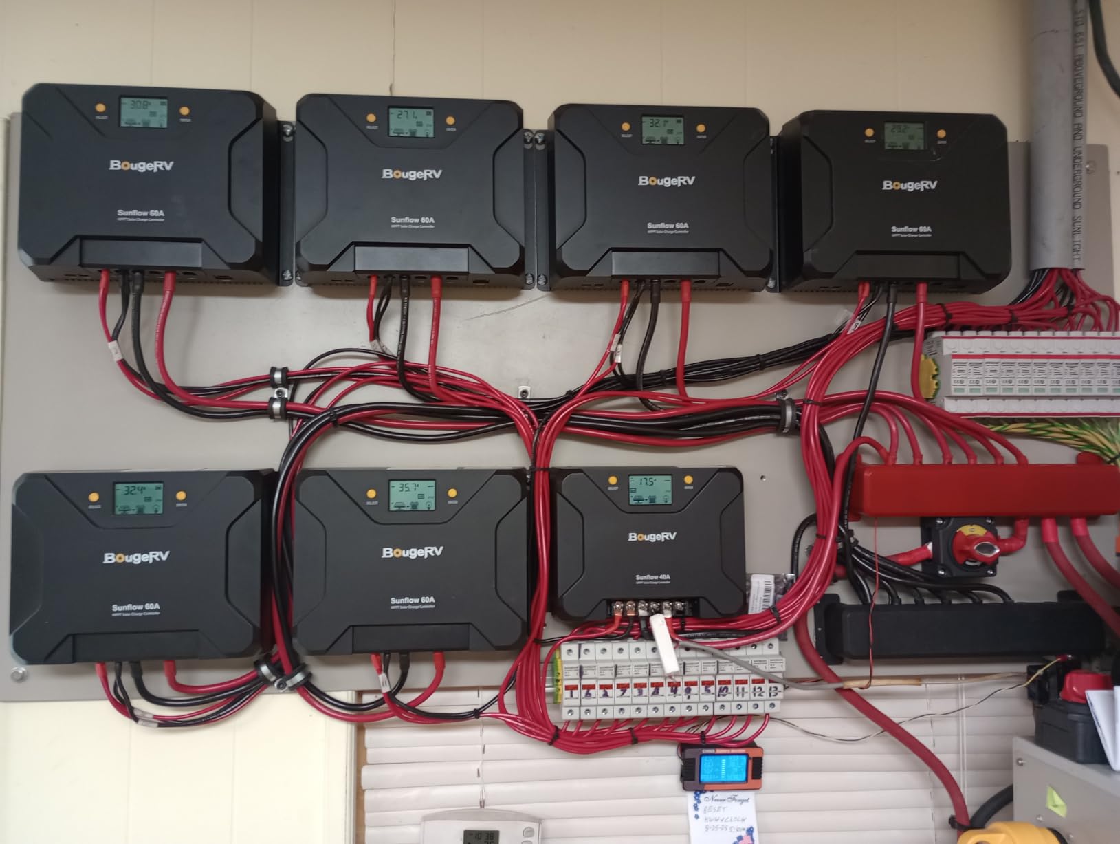 BougeRV MPPT Solar Charge Controller 30A, w/ Low-Temp Cut-Off, APP Control, Backlit LCD, 30 Amp Solar Panel Regulator 12V/24V for LiFePO4, SLD, Gel, FLD, AGM Battery, RV, Marine, Upgraded customer photo 1