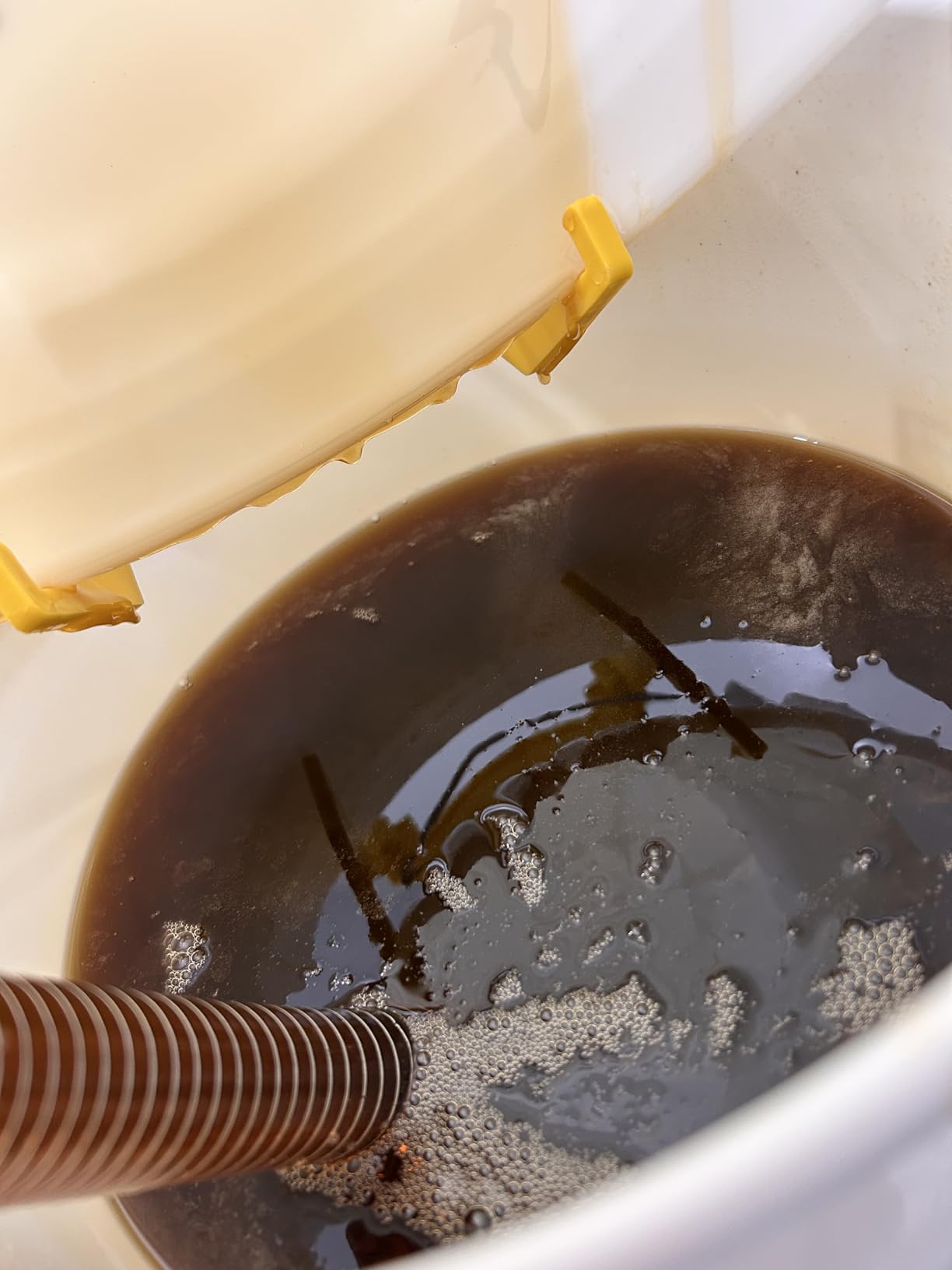 Honey Bottle Filling Machine,Liquid Filling Machine,Quick Fill Honey Filler,Paste Filling Machine,Automatic Bottling Equipment for Shampoo,Edible Oil,Tomato Sauce,50-5000ml customer photo 2