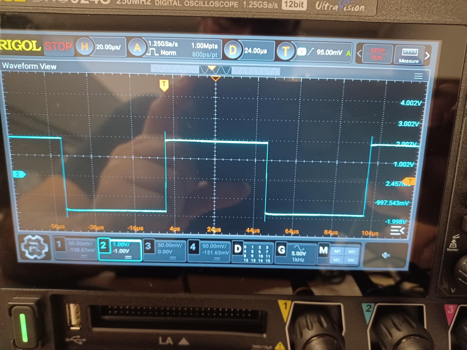 Rigol DHO924S Digital Oscilloscope 250 MHz 4-Ch + 16 Digital 1.25 GSa/s 12-bit with AFG customer photo 1