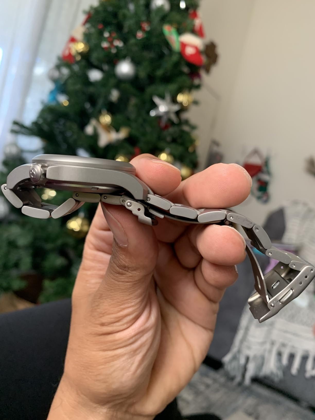 BODERRY Men's Watch Titanium Automatic Field Watch 40mm Military Watch Day Date Function 100M Waterproof with Titanium Bracelet Japanese Mechanical Movement & Screw Down Crown-Voyager customer photo 1