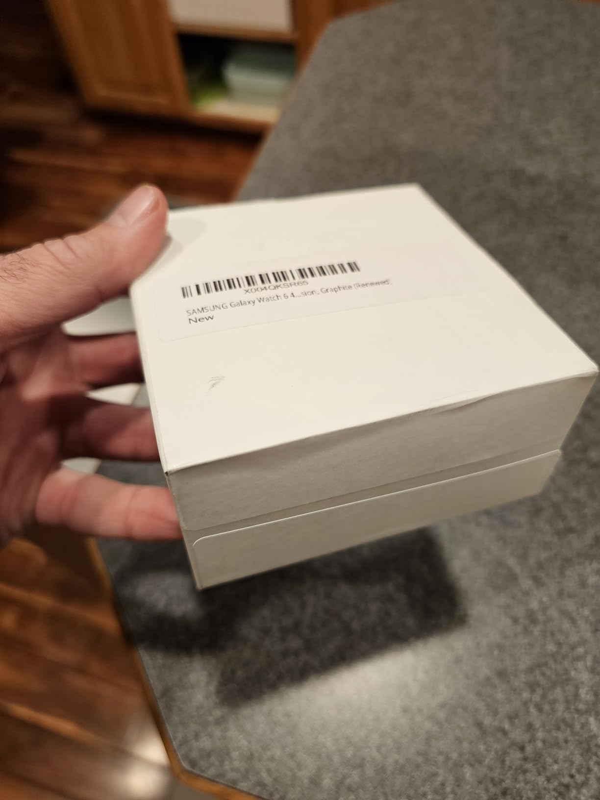 SAMSUNG Galaxy Watch 6 44mm Bluetooth Smartwatch w/ Fitness Tracker, Personalized HR Zones, Advanced Sleep Coaching, Heart Monitor, BIA Sensor, Graphite (Renewed) customer photo 3