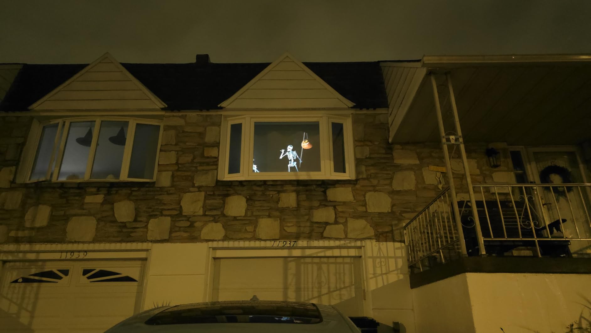 44 x 76 Holographic Rear Projection Screen, with Mounting Foldable and Portable Anti Crease Indoor Projection Double Sided Video Projector Screen, for Projecting Christmas Movie Videos, Film Night customer photo 1