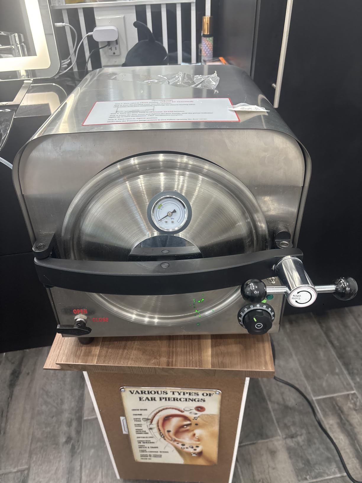 TR250E 14L Autoclave customer photo 1