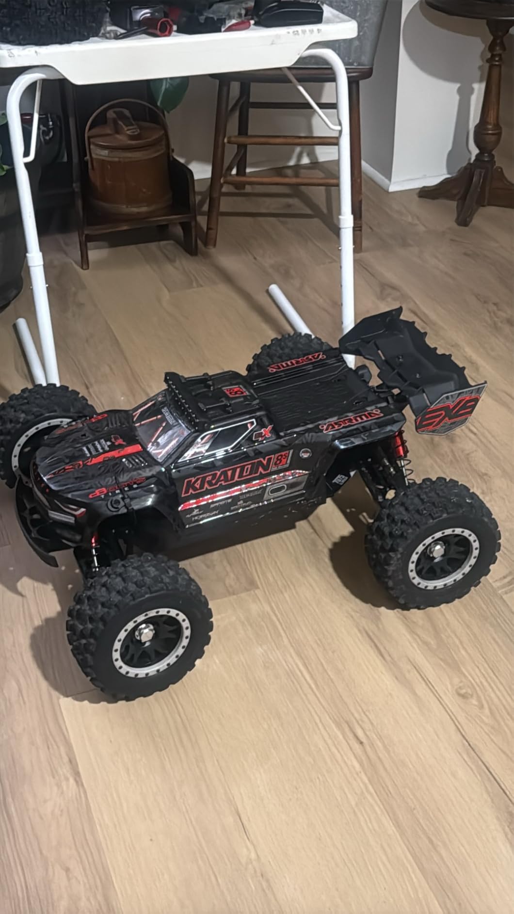ARRMA KRATON 4X4 8S BLX 1/5 Speed Monster Truck Black, RTR (Transmitter and Receiver Included, Batteries and Charger Not Included) customer photo 2