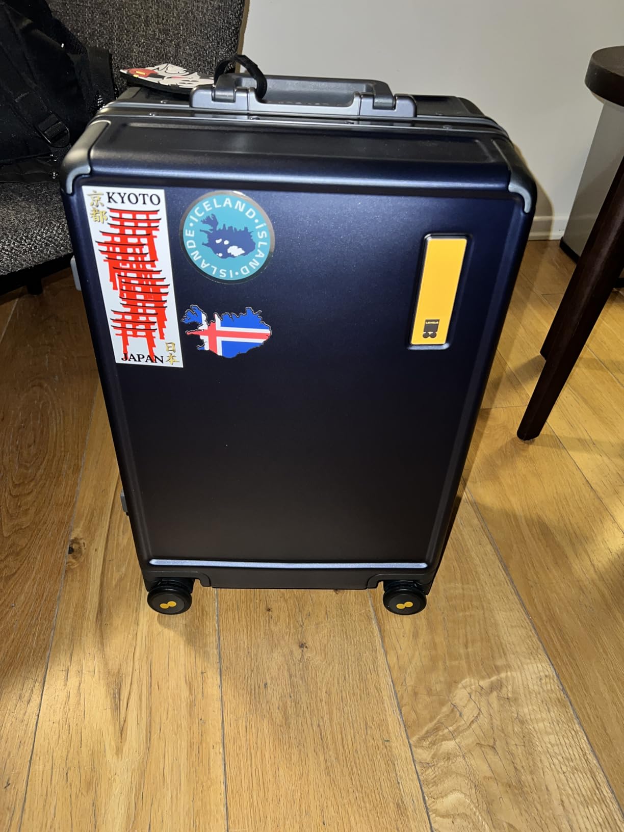 LEVEL8 Zipperless Carry On Suitcase Airline Approved with Aluminum Frame, Hard Shell Luggage with Spinner Wheels, Metal Travel Luggage with Double Tsa Locks, 20 Inch, Black customer photo 2