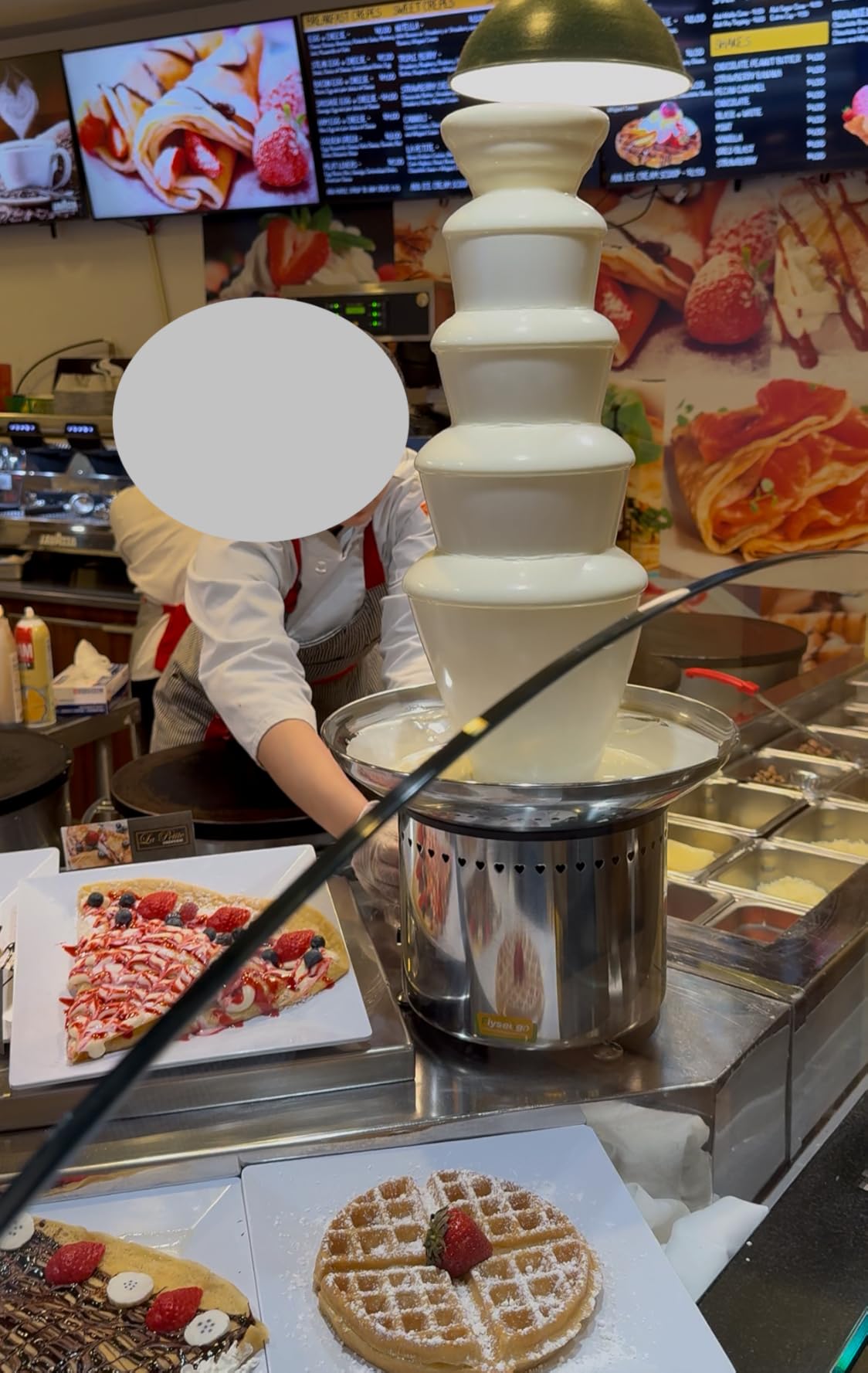 Commercial Chocolate Fountain 5 Tiers 13.2 Lbs Nacho Cheese Fountain Stainless Steel Hot Fondue Fountain Machine for Bakery, Party, Gathering, Wedding, Rental, Knob Control customer photo 1