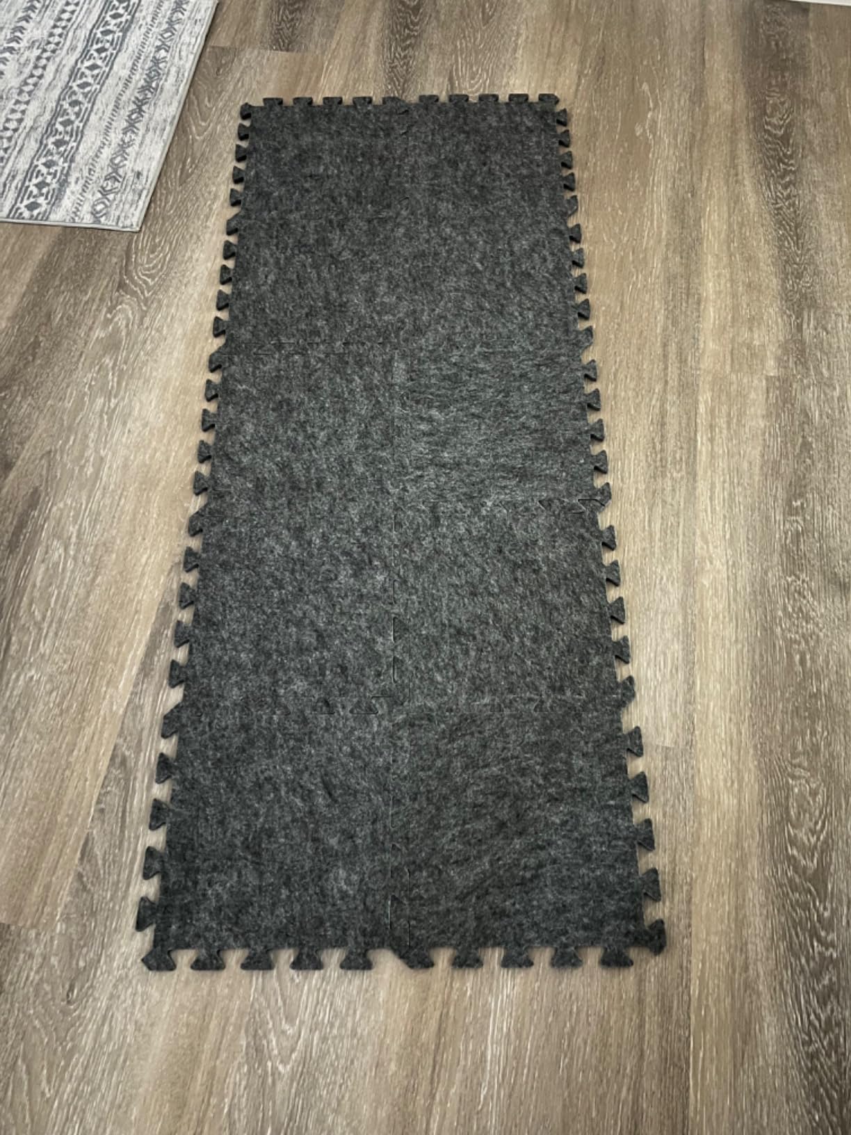 BXI Soundproof Interlocking Rug Pad 16 Pcs, 11x 11 x 0.4 inches Non Slip Rug Pads, High Density Noise Reduction Puzzle Felt Carpet Padding customer photo 2