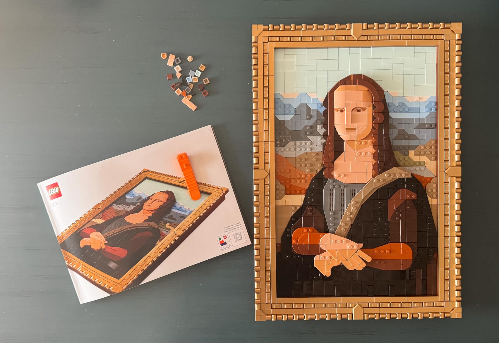 LEGO Art Mona Lisa Building Set - Leonardo da Vinci Wall Display, Ages 18+ - DIY Crafts for Men, Women - Great for Puzzle and Art Lovers - Birthday Gift Idea - Includes Detachable Frame - 31213 customer photo 2