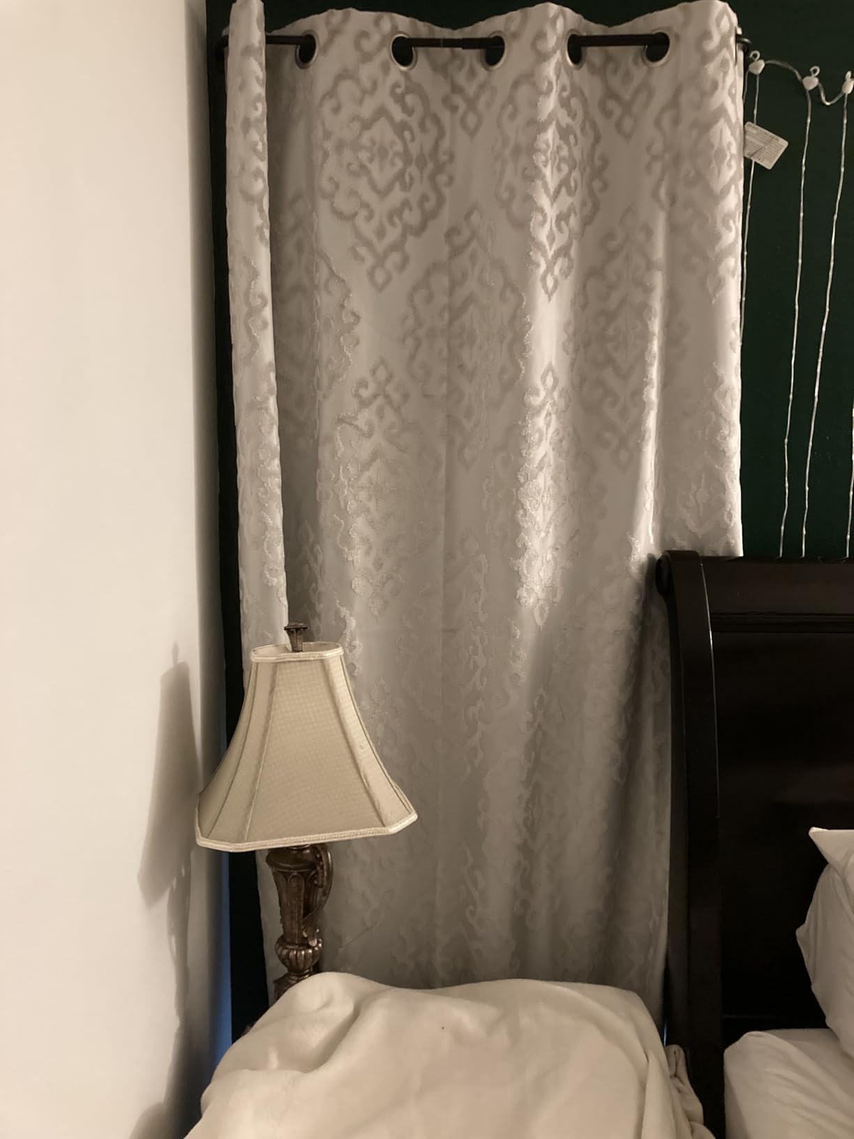 Sun Smart 2 Panel 100% Total Blackout Curtains for Bedroom Windows, Knitted Jacquard Damask Living Room Curtains, Thermal Insulated Window Shades for Home, Machine Washable, Mirage, 50x84, Champagne customer photo 1