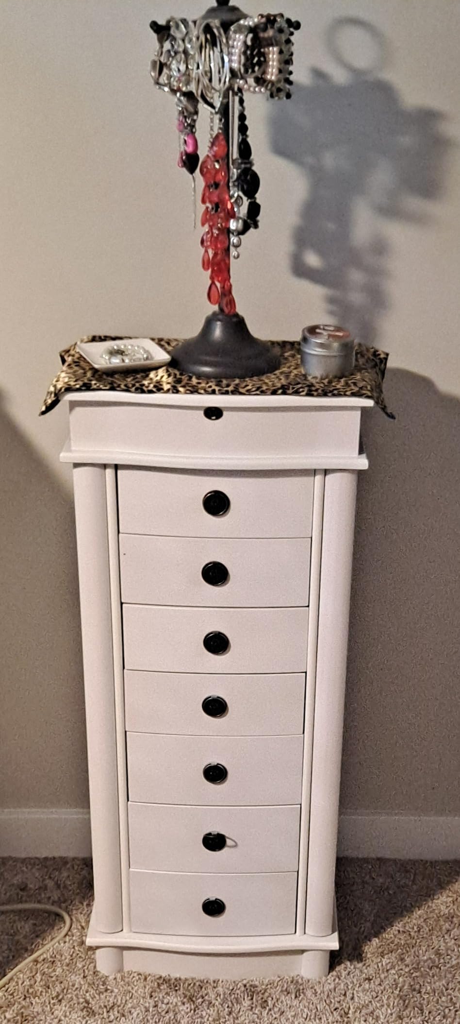 Hives and Honey Nora Jewelry Armoire Cabinet with Mirror - 7 Drawers, Locking Top, Necklace Hooks, Anti-Tarnish Felt - Traditional Standing Jewelry Organizer for Women, Walnut customer photo 1