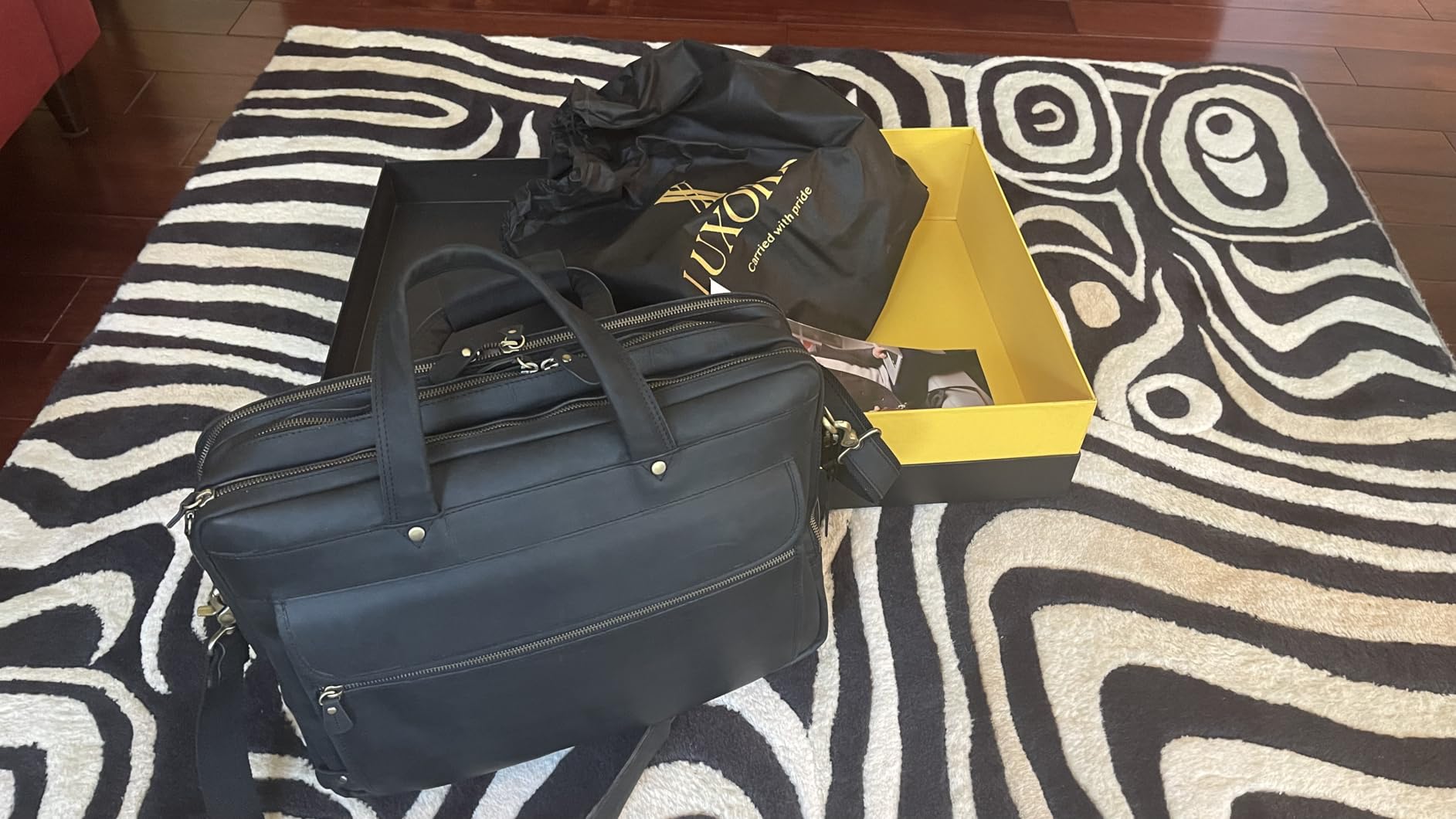 Luxorro Professional Leather Briefcase for Men with YKK Zippers - TSA-Friendly, Fits 17