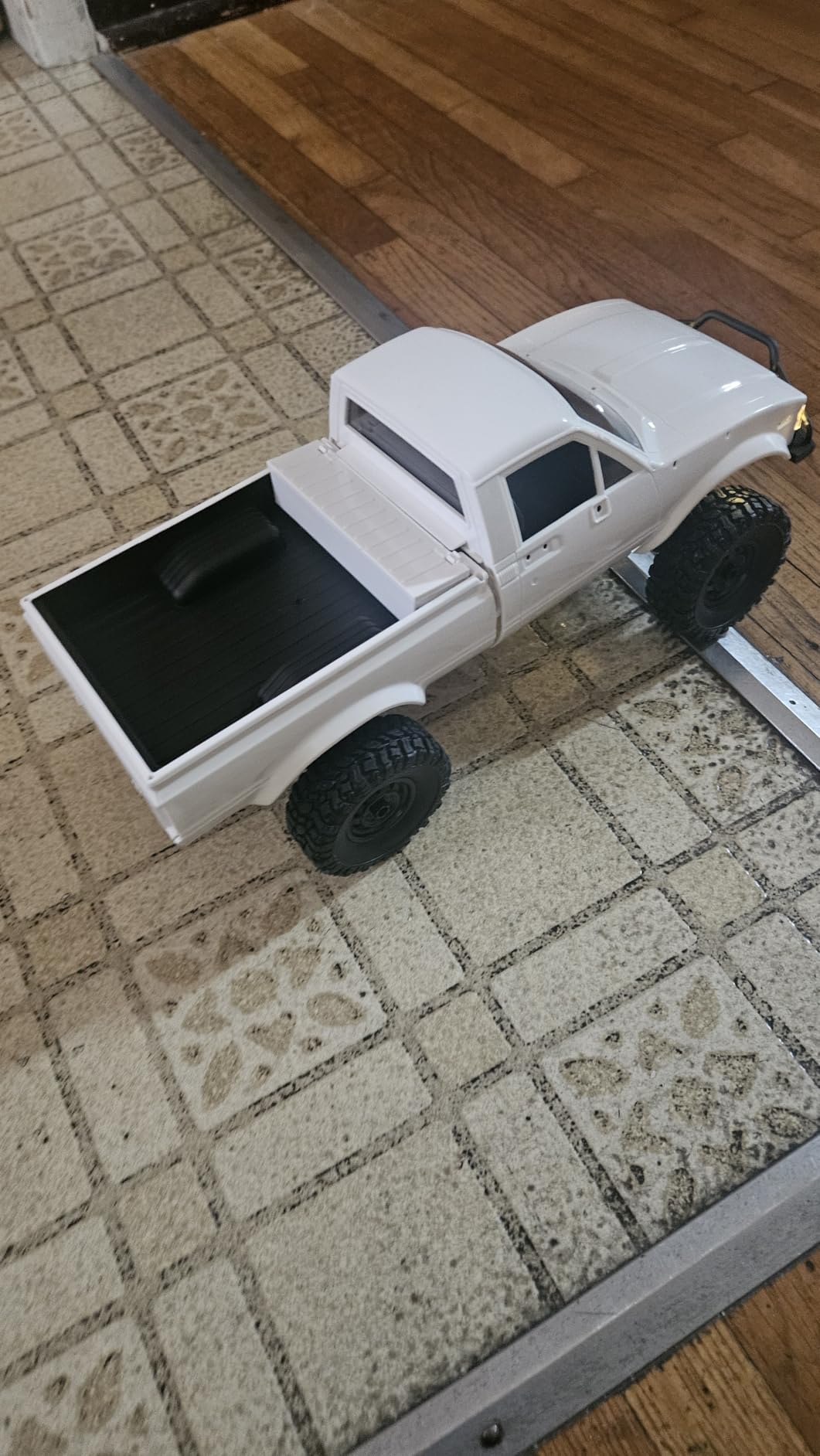 WPL C24-1 RC Rock Crawler RC Truck 4x4 1/16 Scale RC Crawler Off Road Remote Control Pickup 2.4G All Terrain RTR customer photo 2